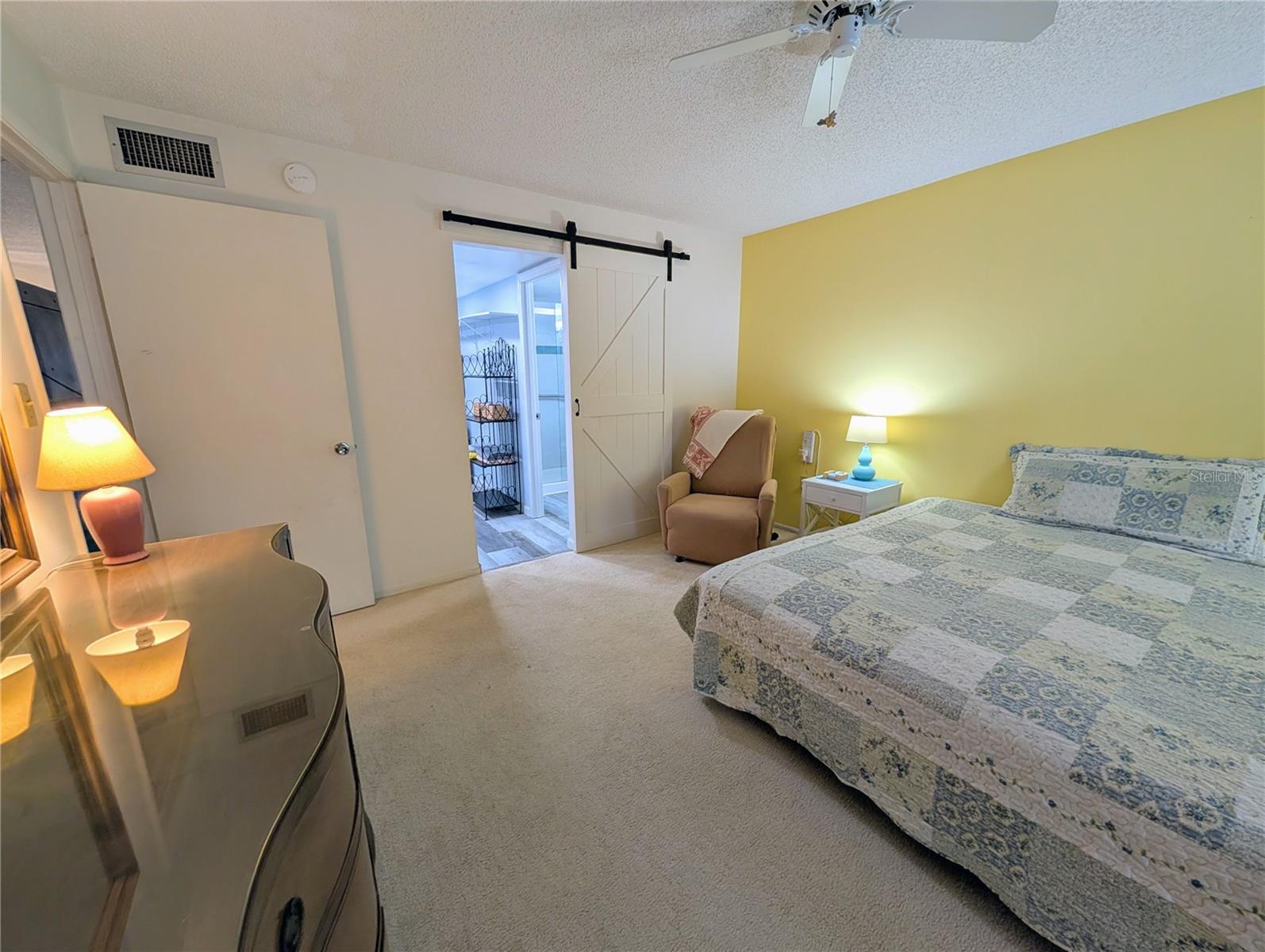 BAYSHORE ON THE LAKE APTS II SEC 3 - Residential