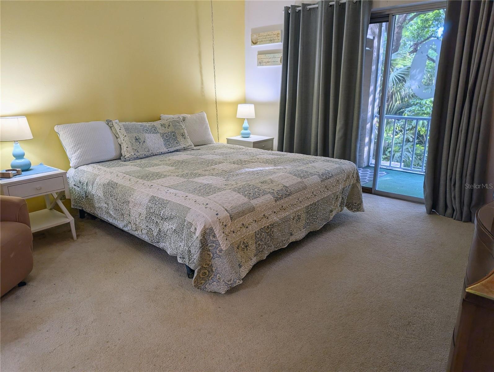 BAYSHORE ON THE LAKE APTS II SEC 3 - Residential