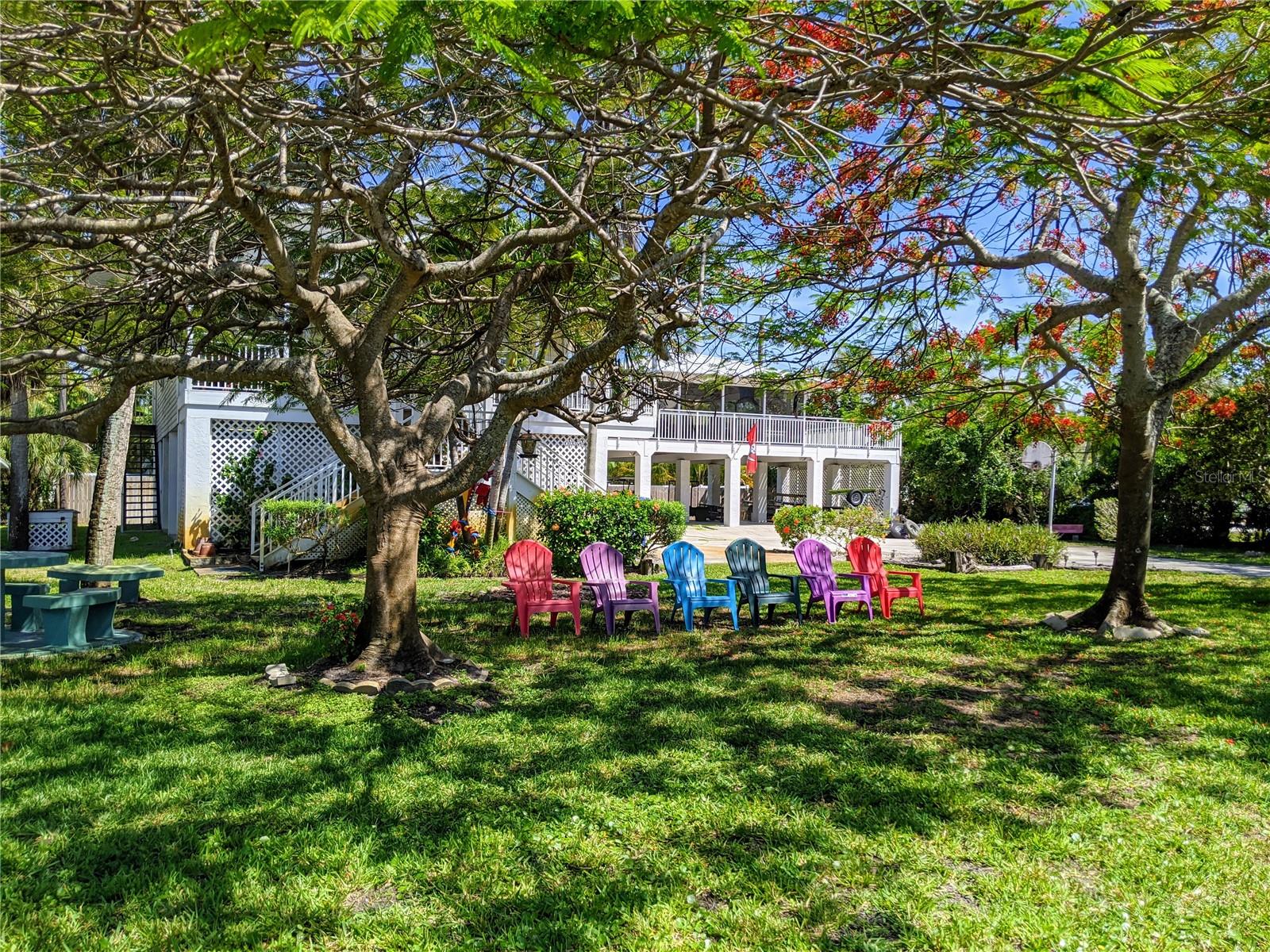 BAYSHORE ON THE LAKE APTS II SEC 3 - Residential
