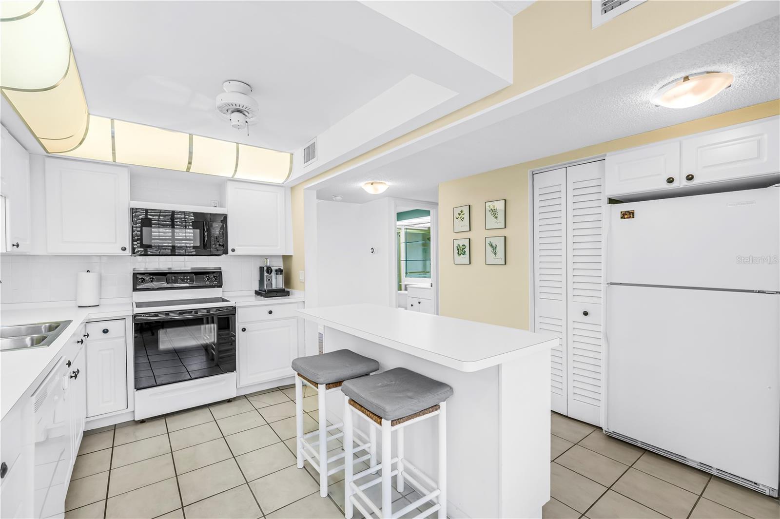 CONSTELLATION THE CONDO - Residential