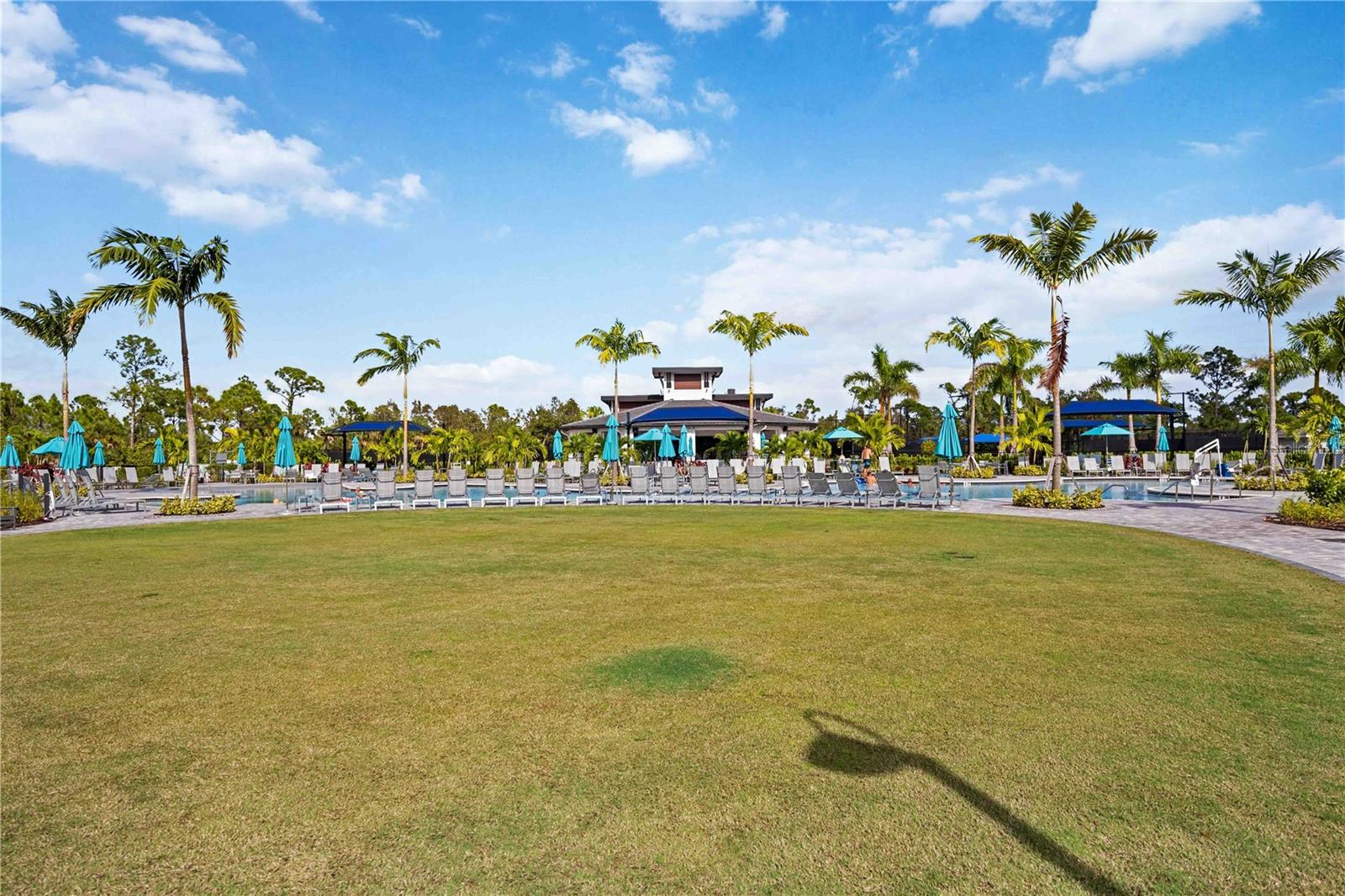WELLEN PARK GOLF & COUNTRY CLUB - Residential
