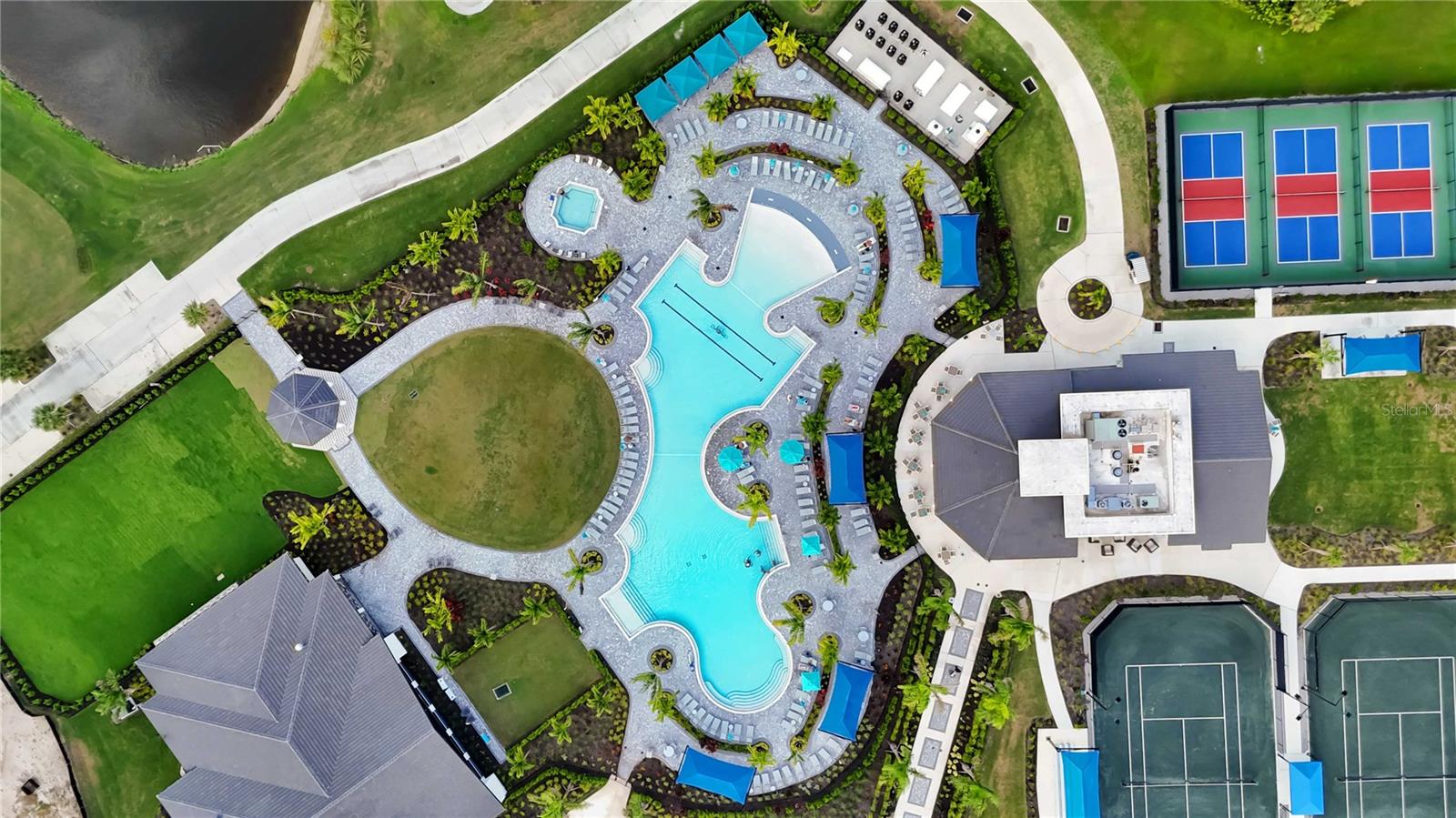 WELLEN PARK GOLF & COUNTRY CLUB - Residential