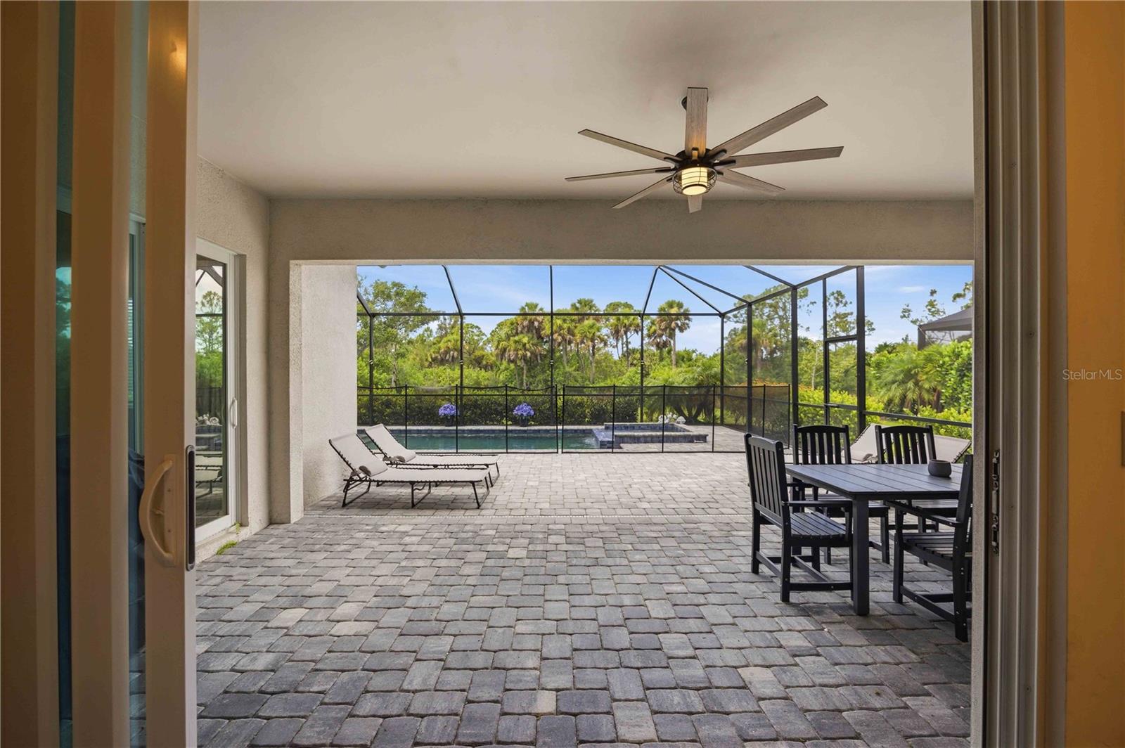 WELLEN PARK GOLF & COUNTRY CLUB - Residential