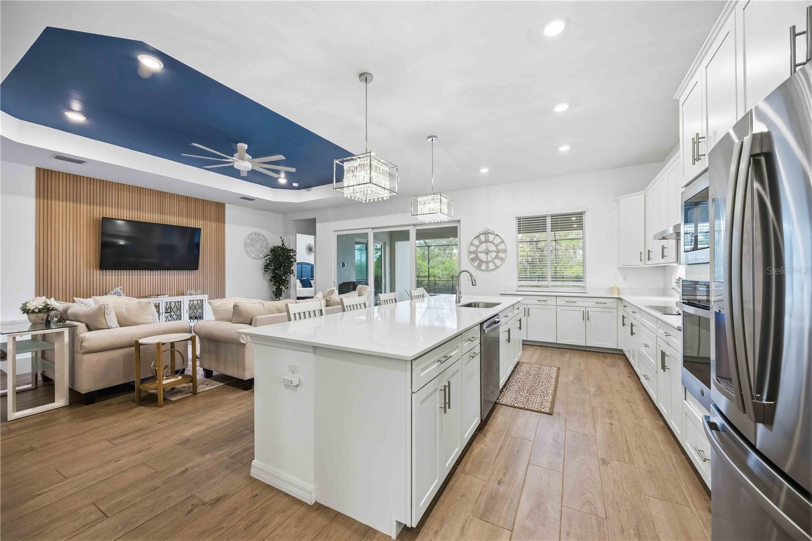WELLEN PARK GOLF & COUNTRY CLUB - Residential