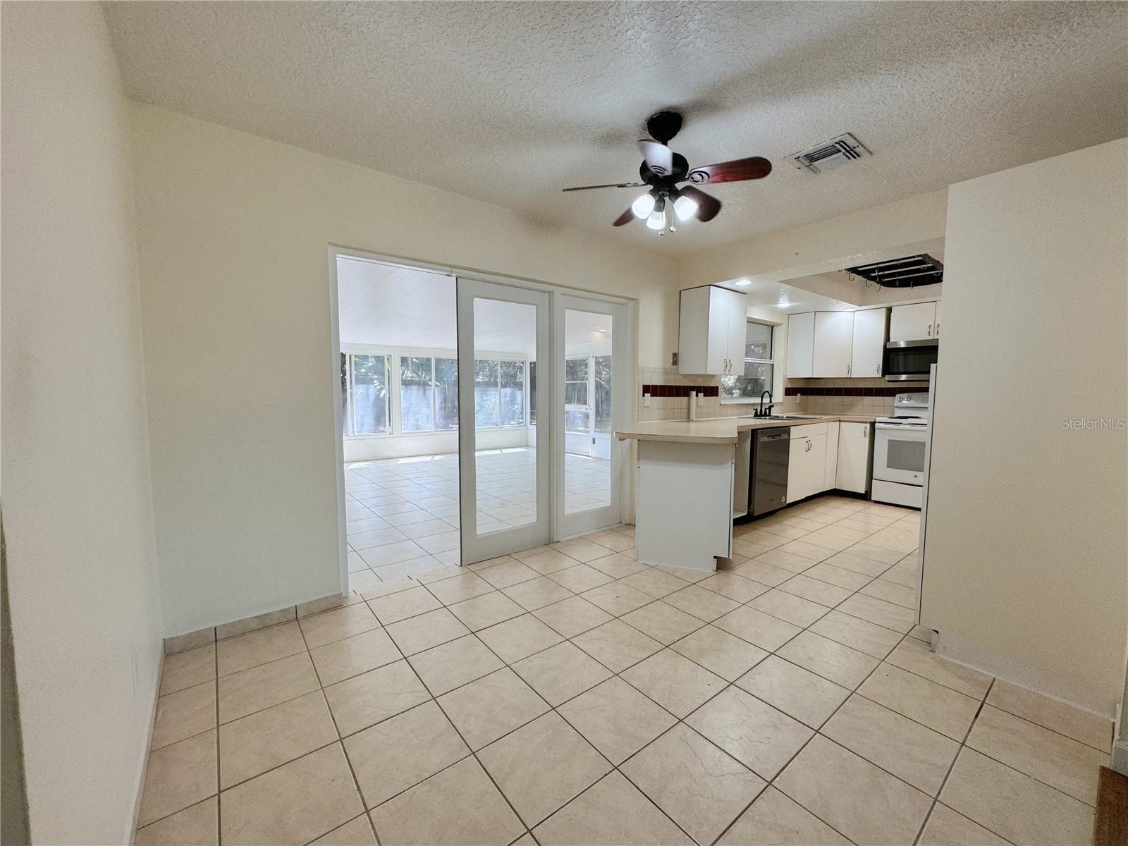 LAUREL SPGS - Residential Lease
