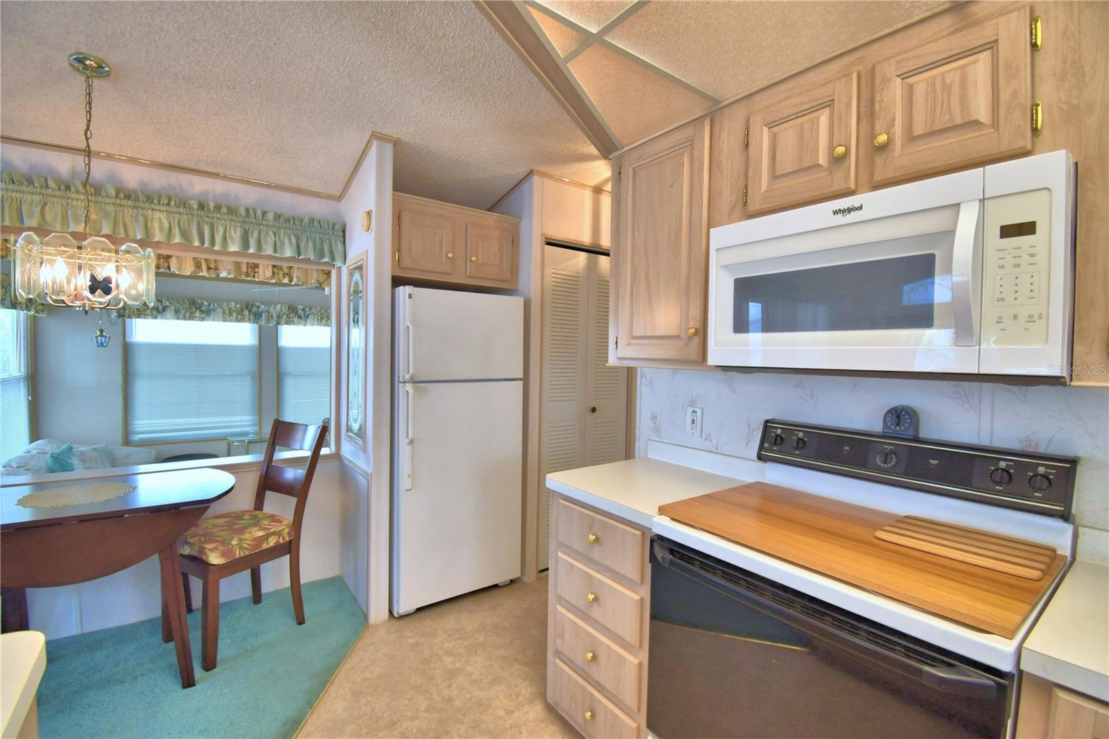 WEST VIEW RIDGE RESORTS INC - Residential