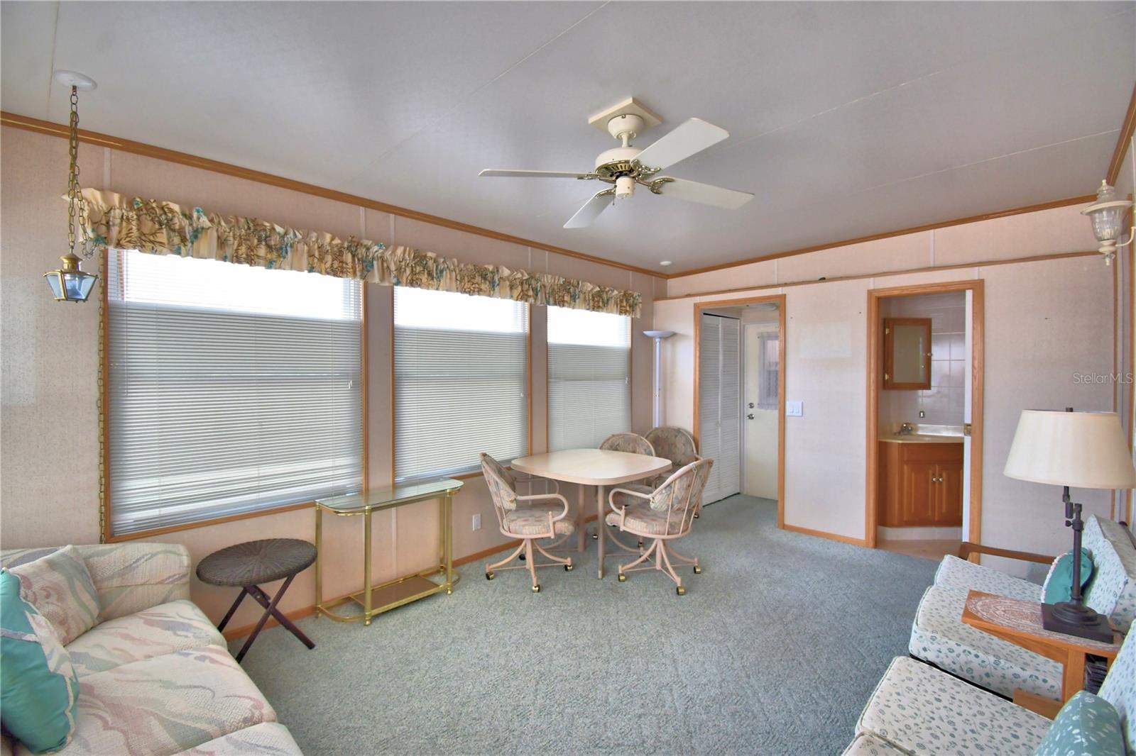 WEST VIEW RIDGE RESORTS INC - Residential