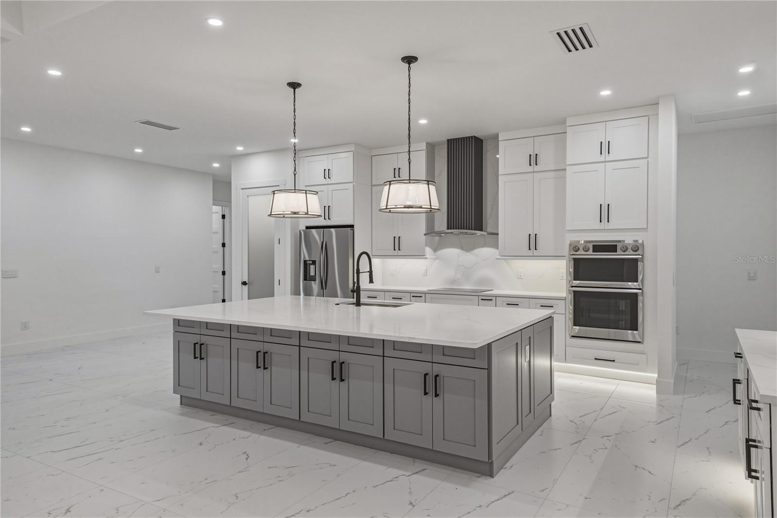 DOVER ESTATES - Residential