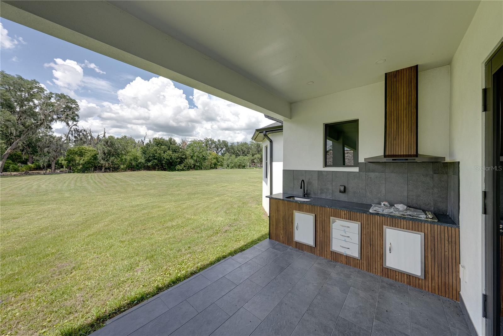 DOVER ESTATES - Residential