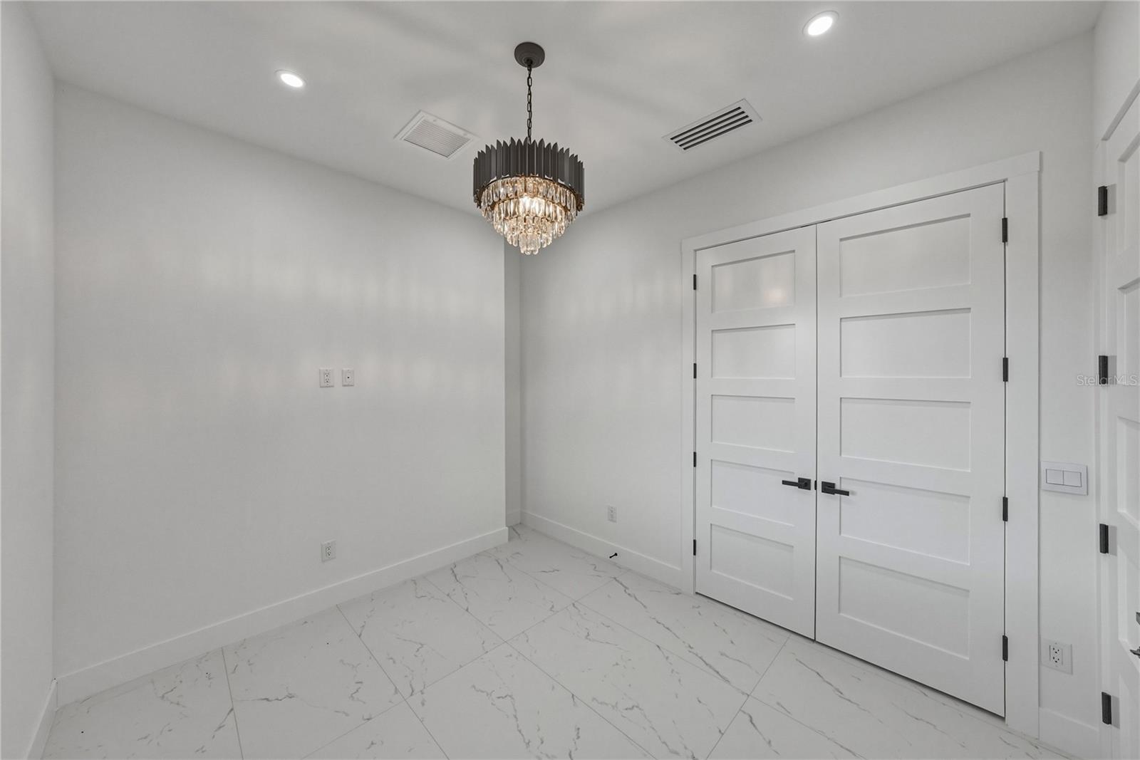 DOVER ESTATES - Residential