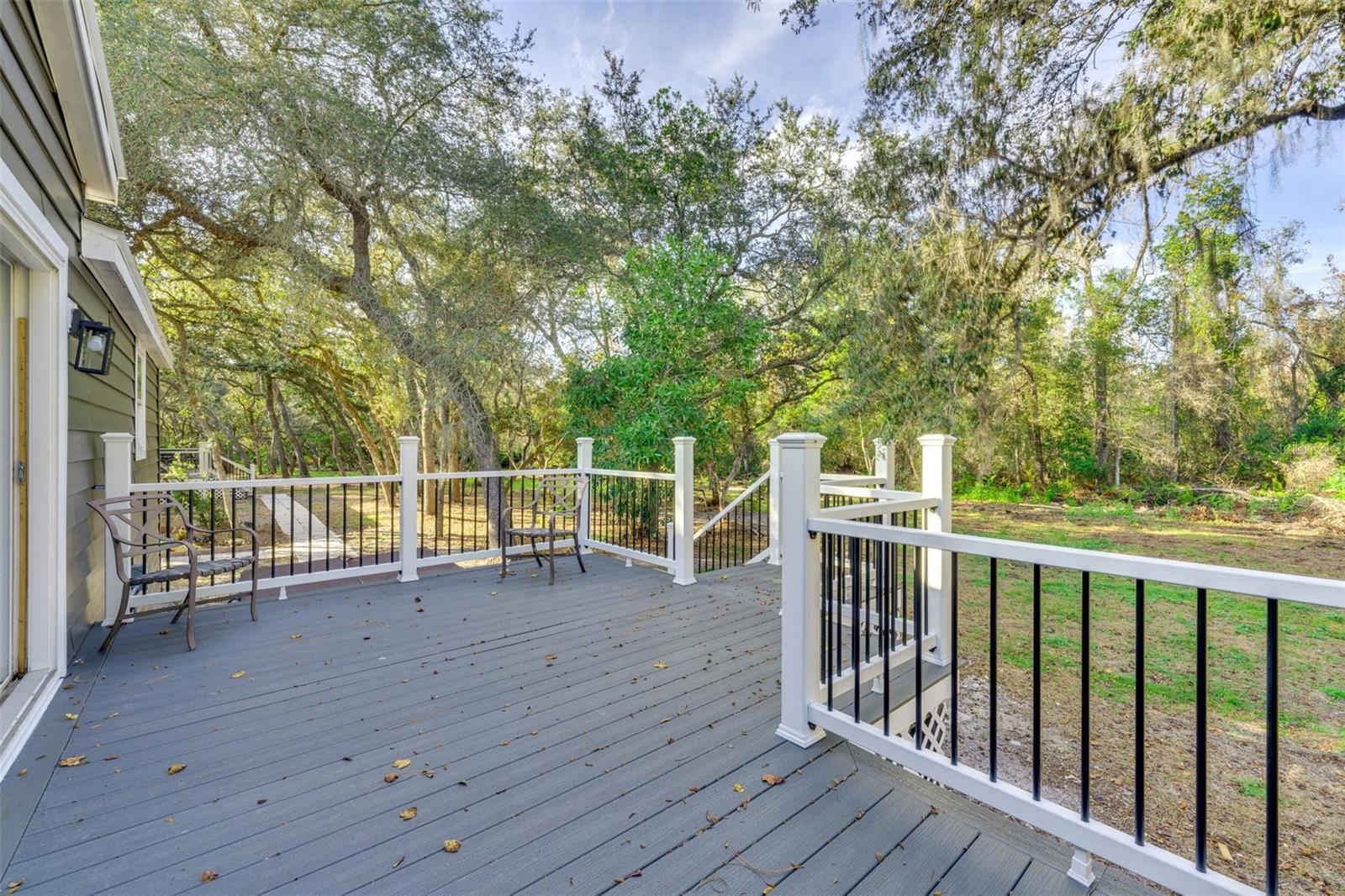 HAPPY TRAILS UNITS 1 & 2 UNREC - Residential Lease
