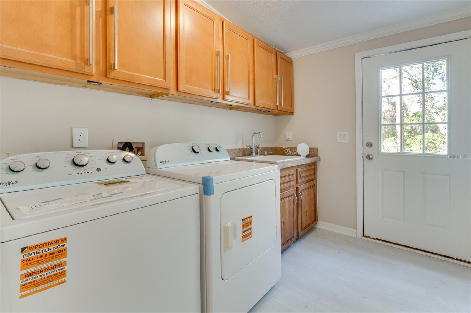 HAPPY TRAILS UNITS 1 & 2 UNREC - Residential Lease
