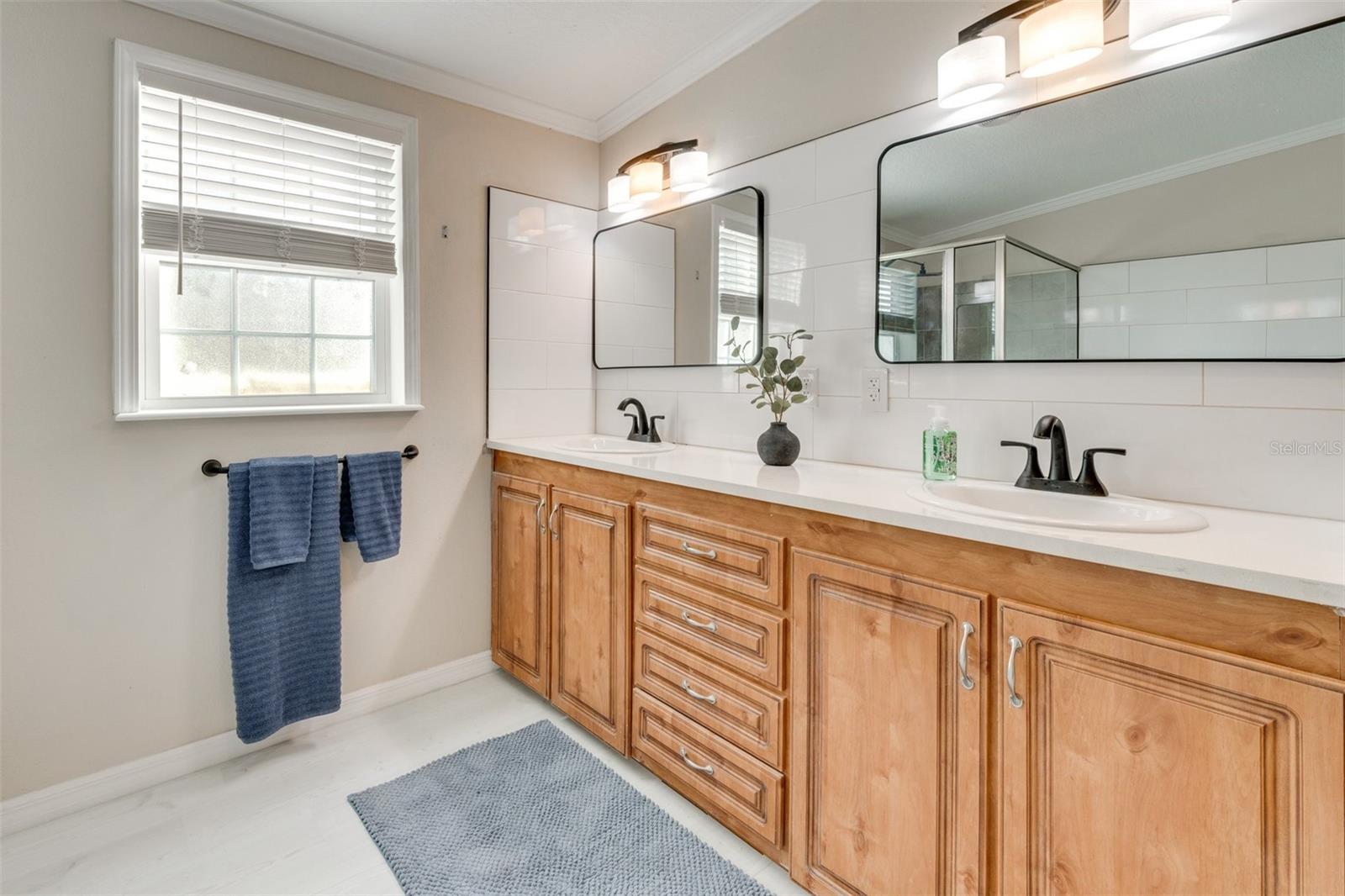 HAPPY TRAILS UNITS 1 & 2 UNREC - Residential Lease