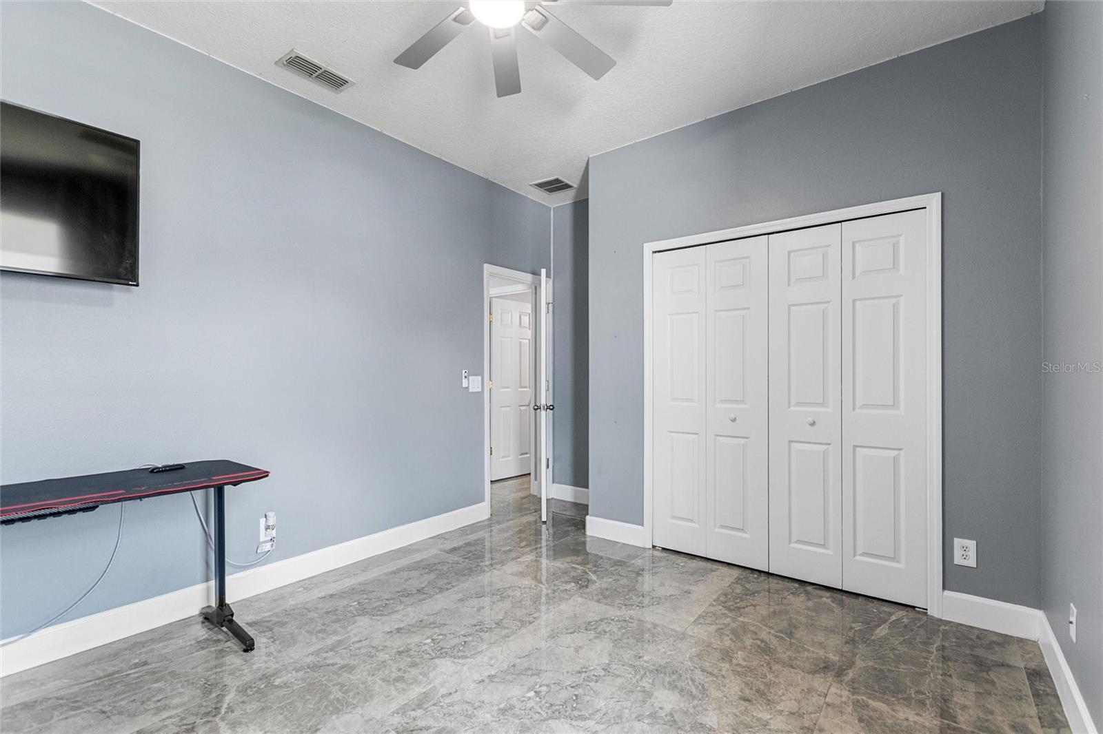 BROOKSHIRE - Residential