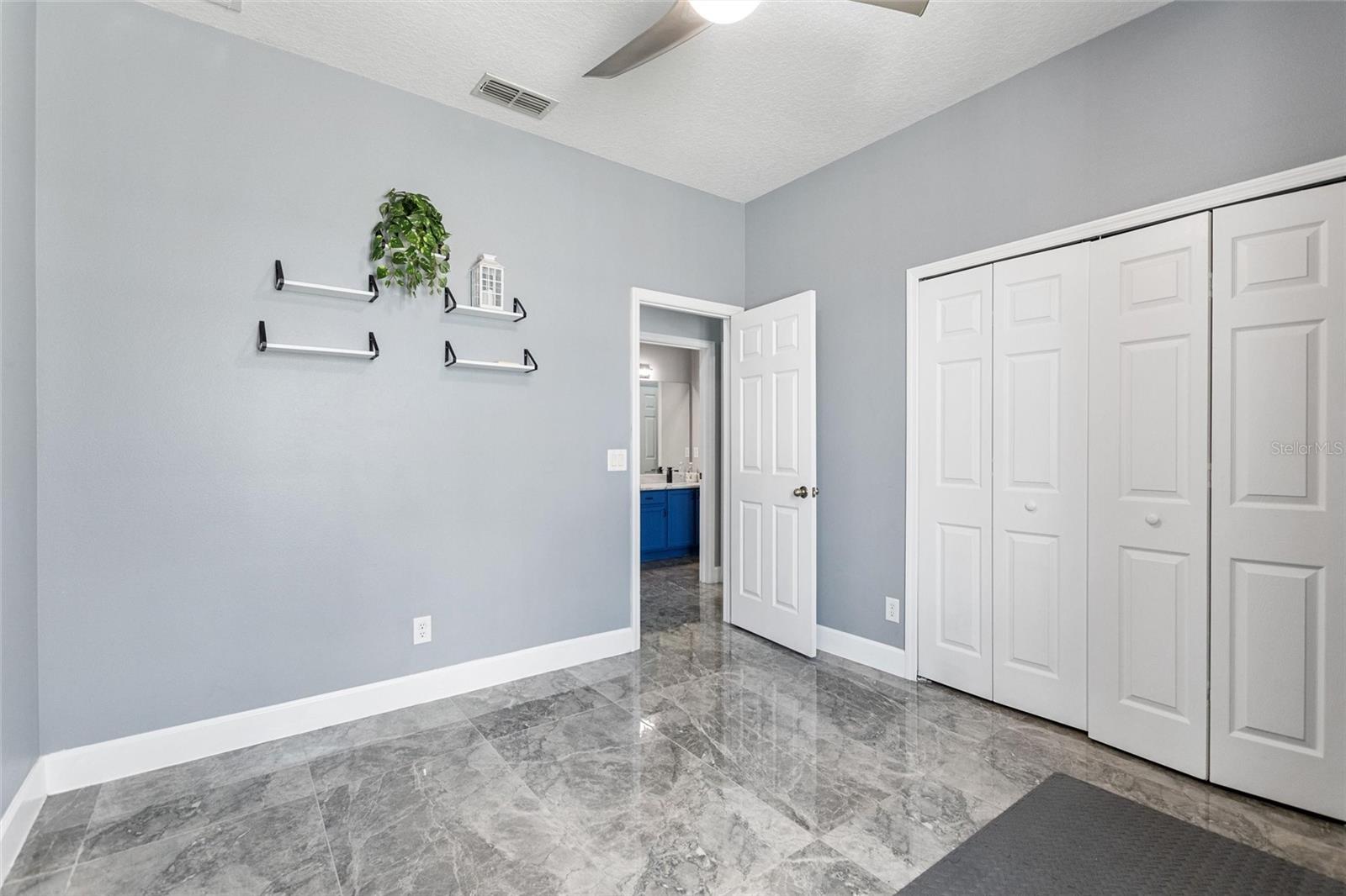BROOKSHIRE - Residential