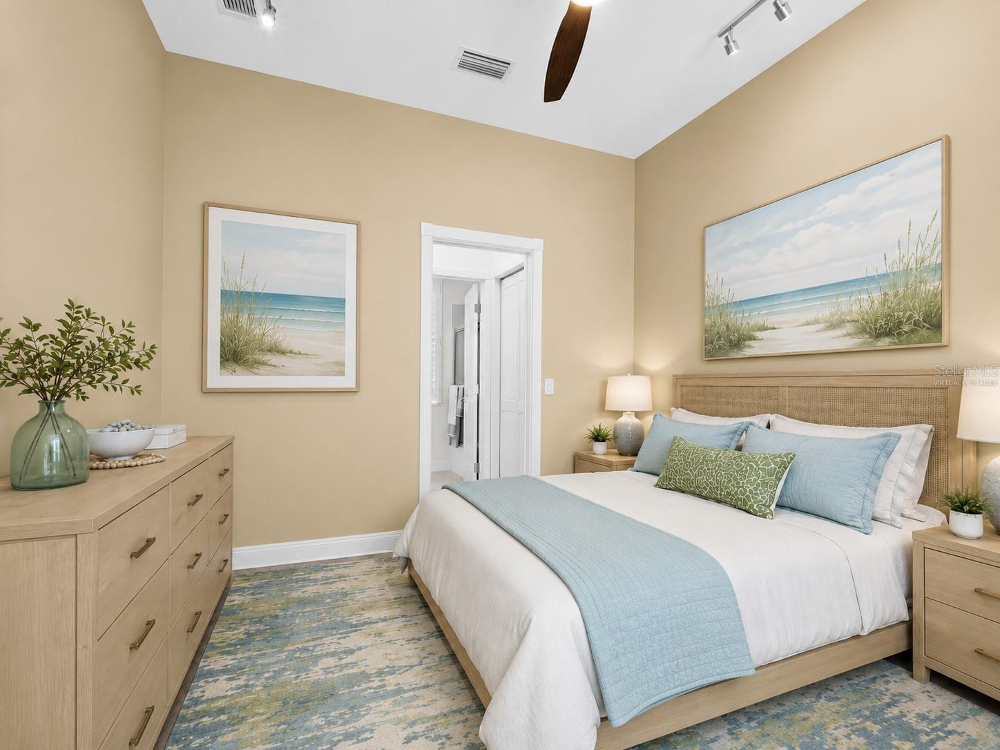 EMERALD POINTE SOUTH - Residential