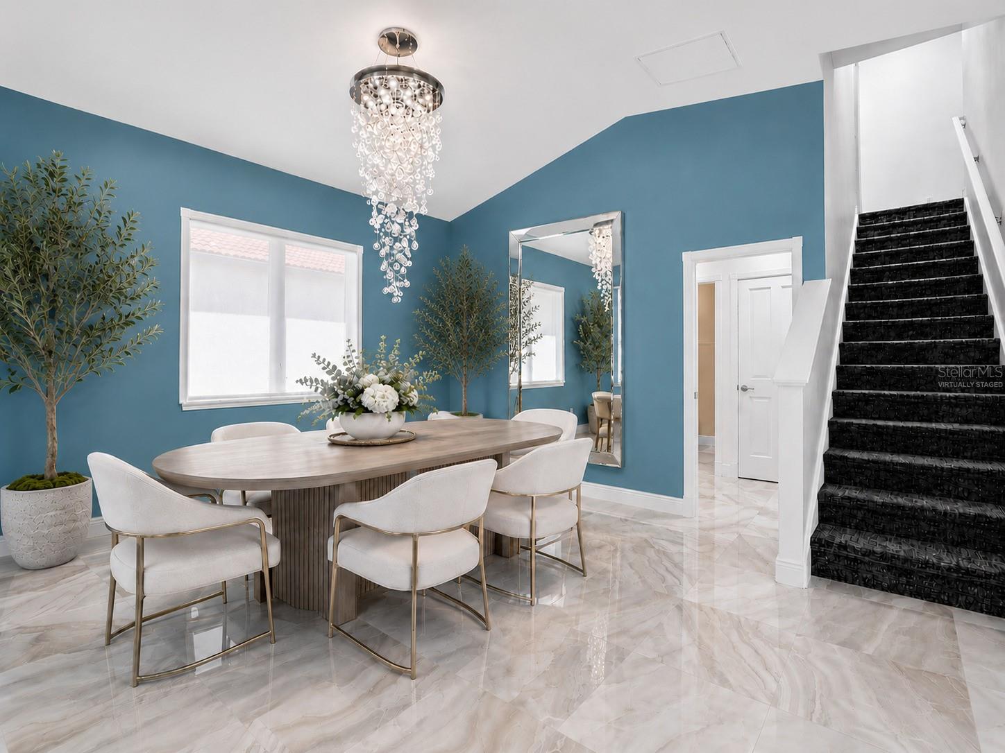 EMERALD POINTE SOUTH - Residential