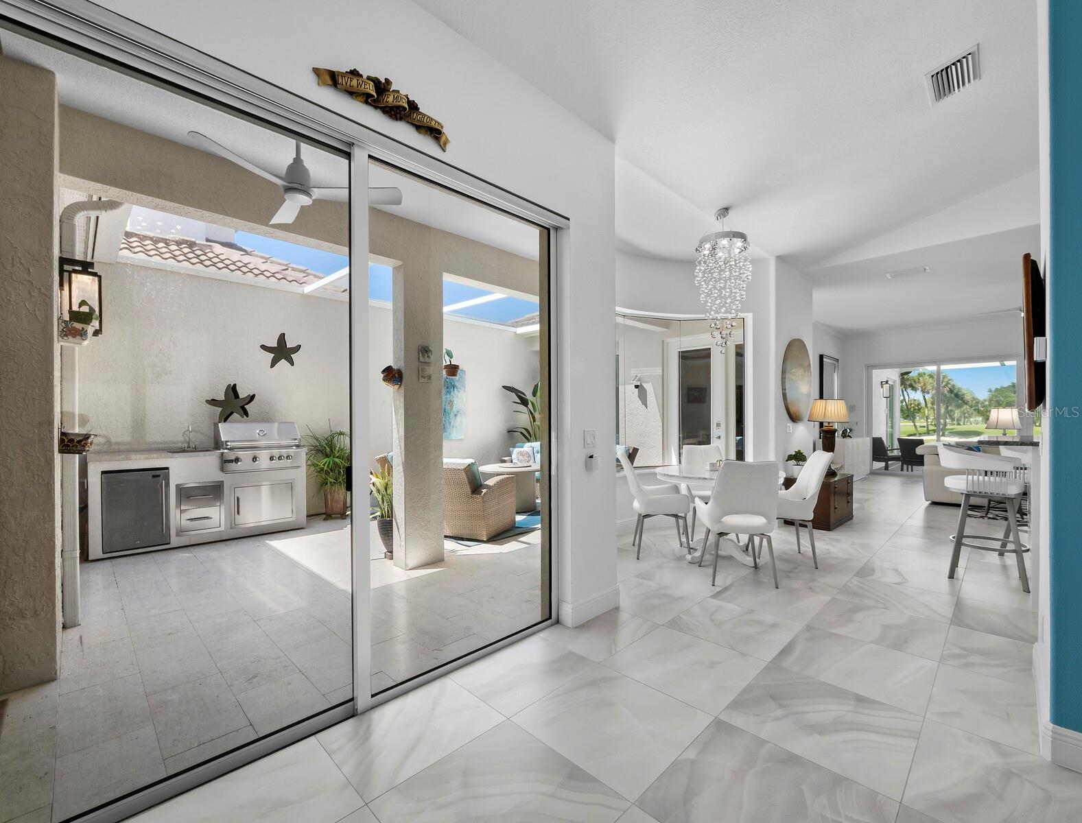 EMERALD POINTE SOUTH - Residential