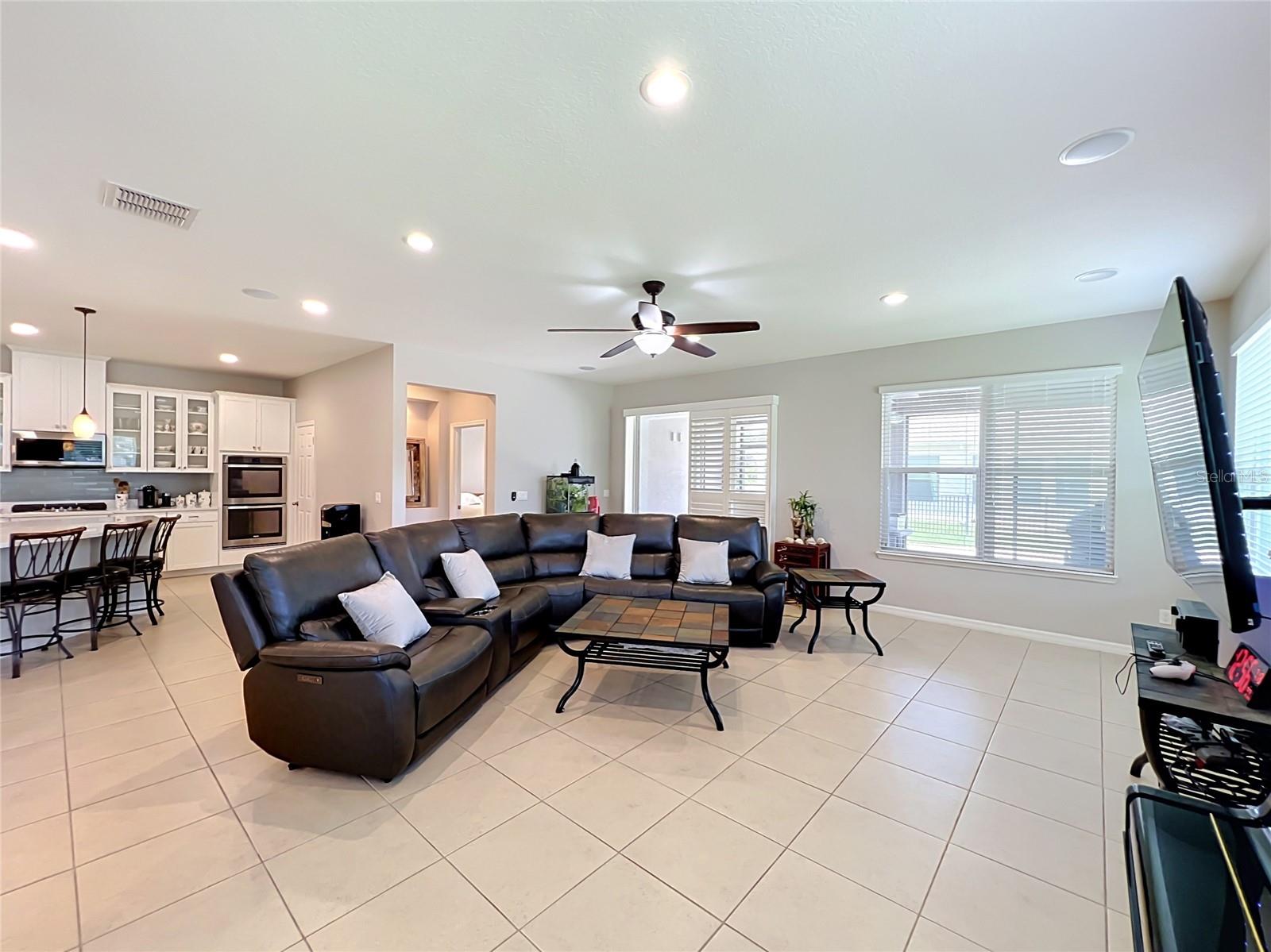 RESERVE/SAWGRASS PH 1 - Residential