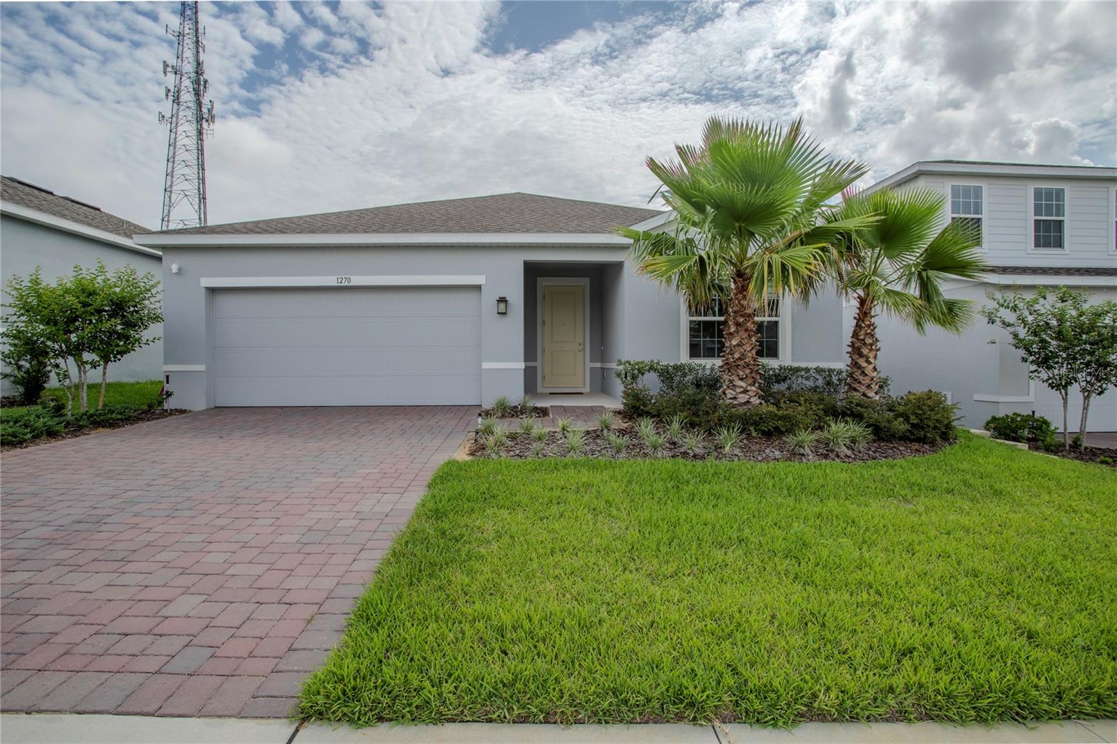 OVERLOOK/GRASSY LAKE PH - Residential Lease
