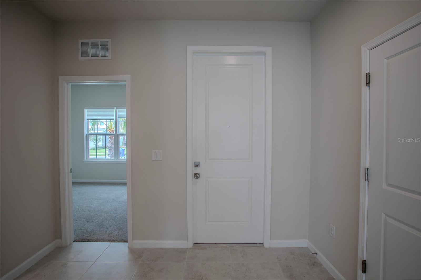 OVERLOOK/GRASSY LAKE PH - Residential Lease