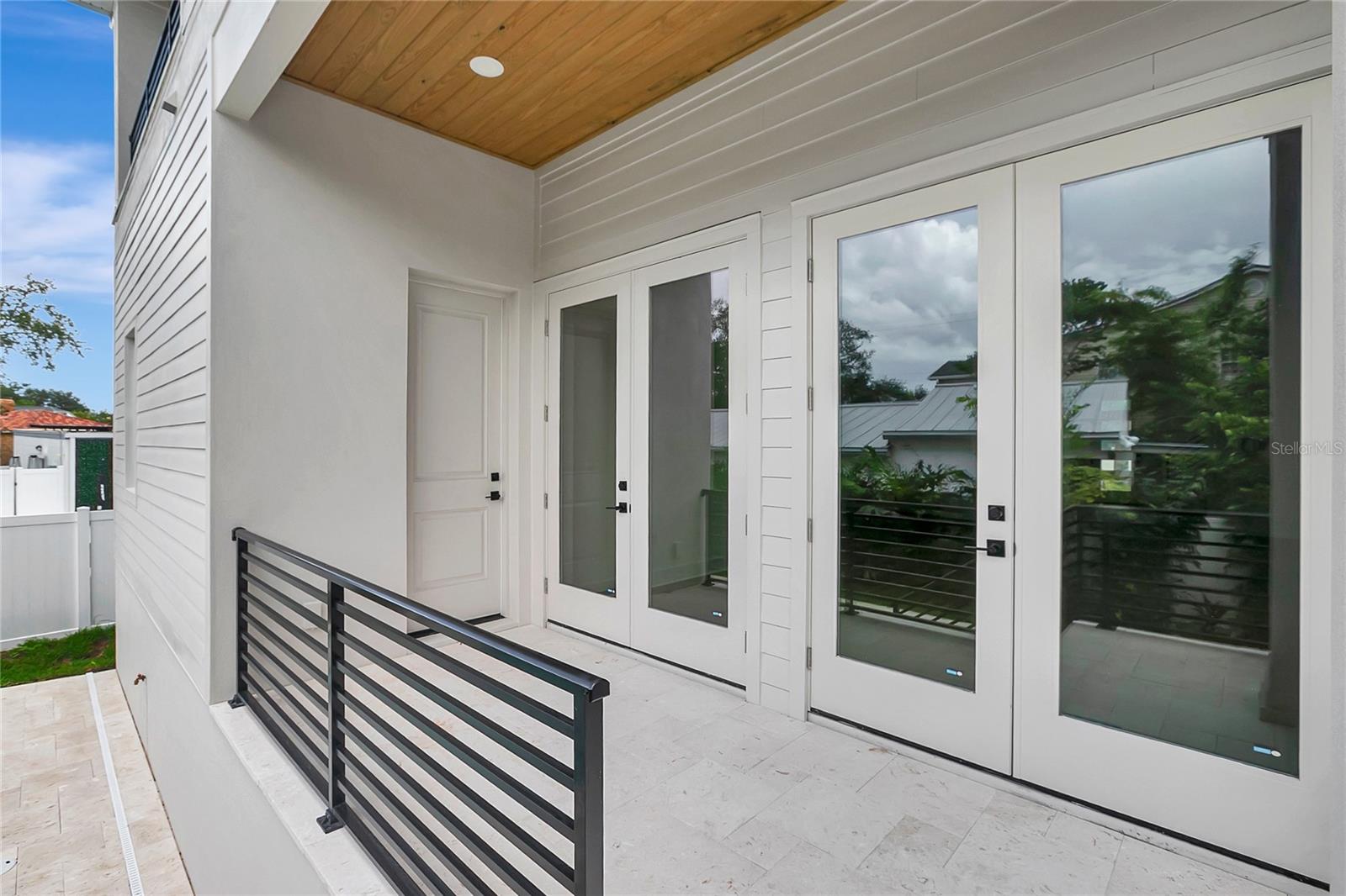 DAVIS ISLANDS PB10 PG52 TO 57 AND PB17 PG5 - Residential