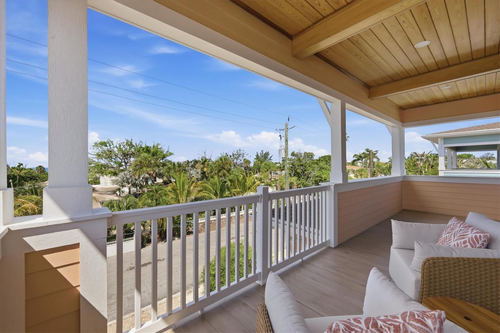 EDGEMERE - Residential Lease