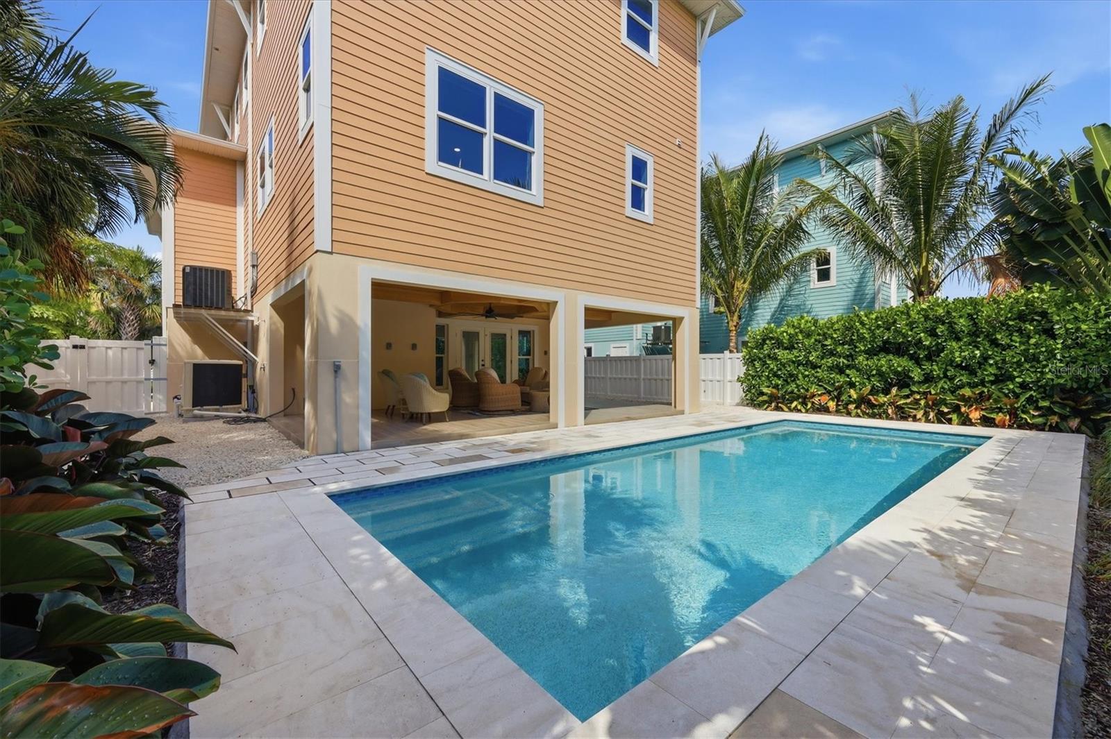 EDGEMERE - Residential Lease