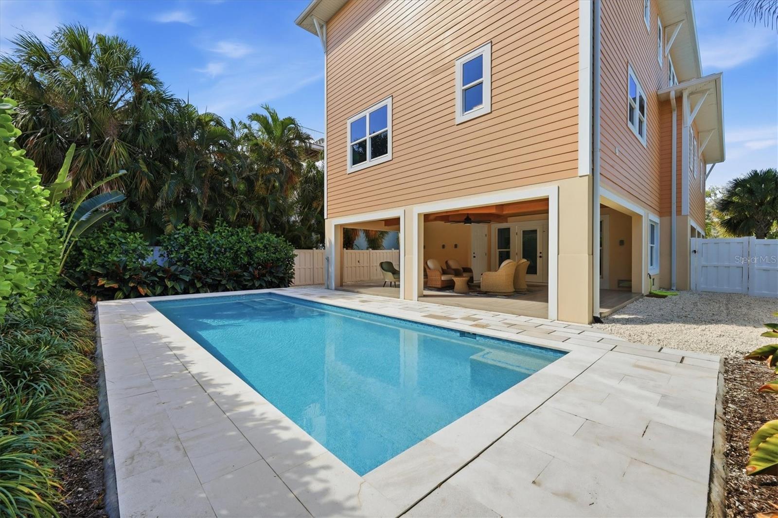 EDGEMERE - Residential Lease
