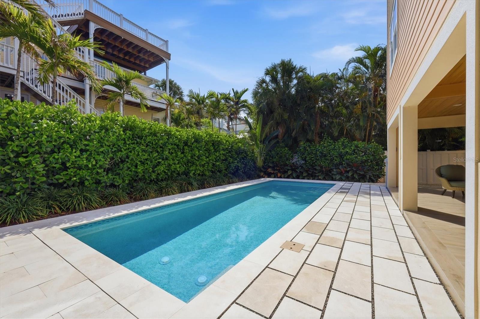 EDGEMERE - Residential Lease