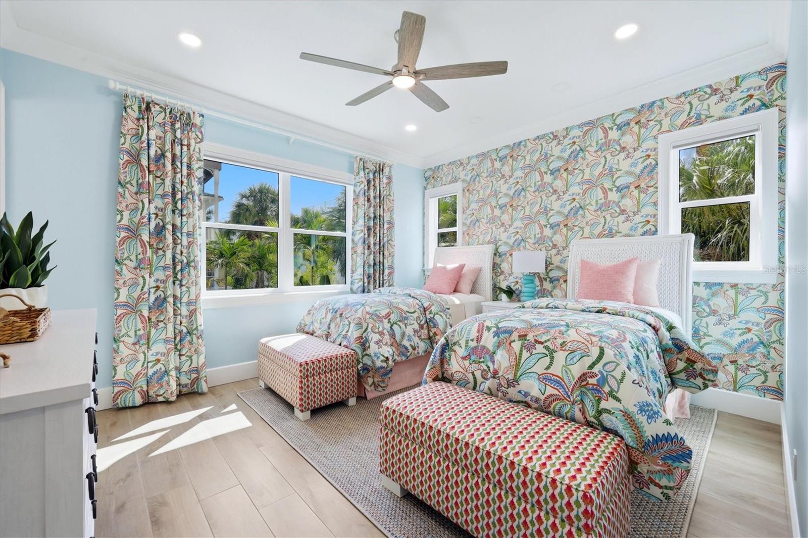 EDGEMERE - Residential Lease