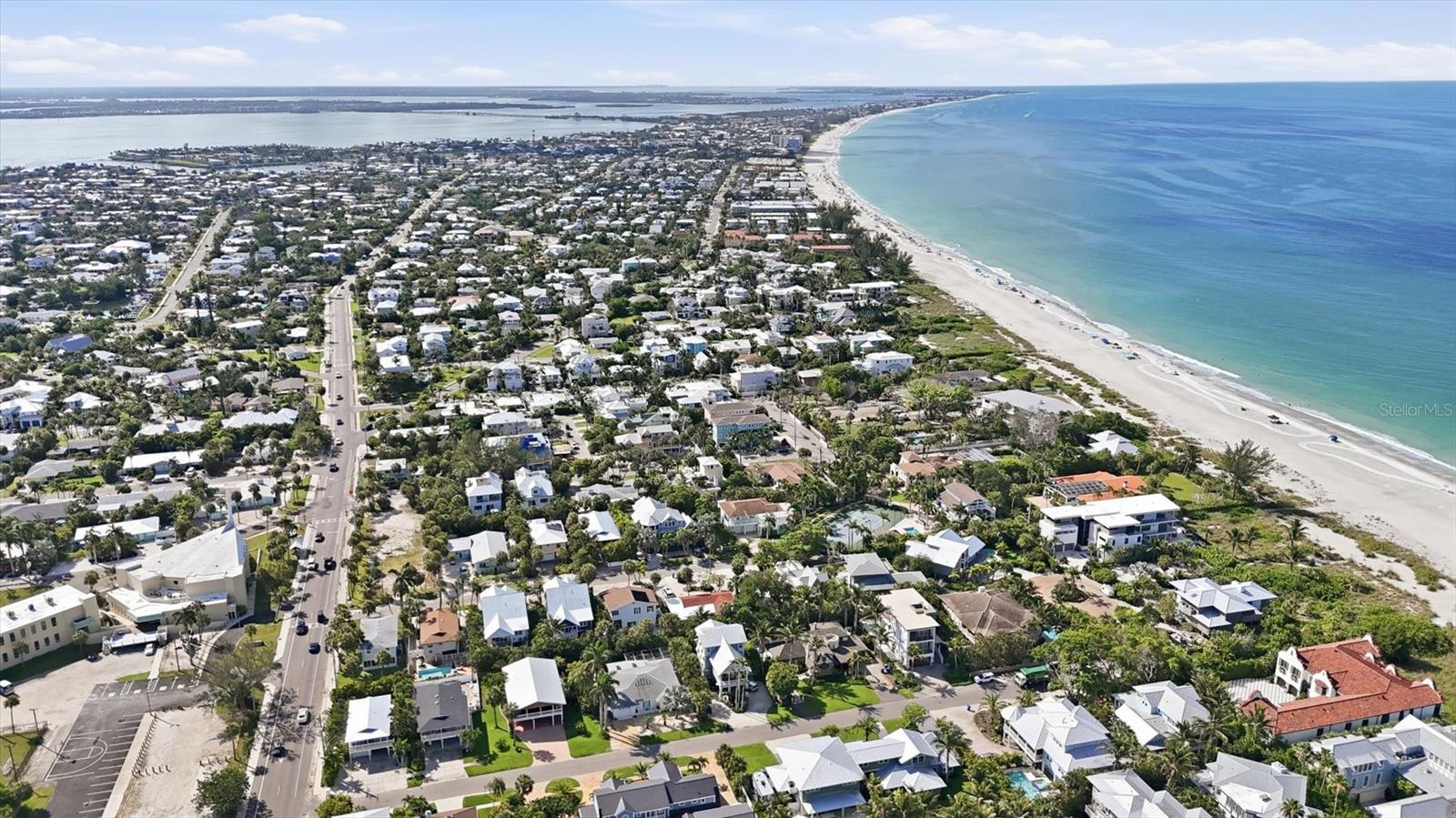 EDGEMERE - Residential Lease