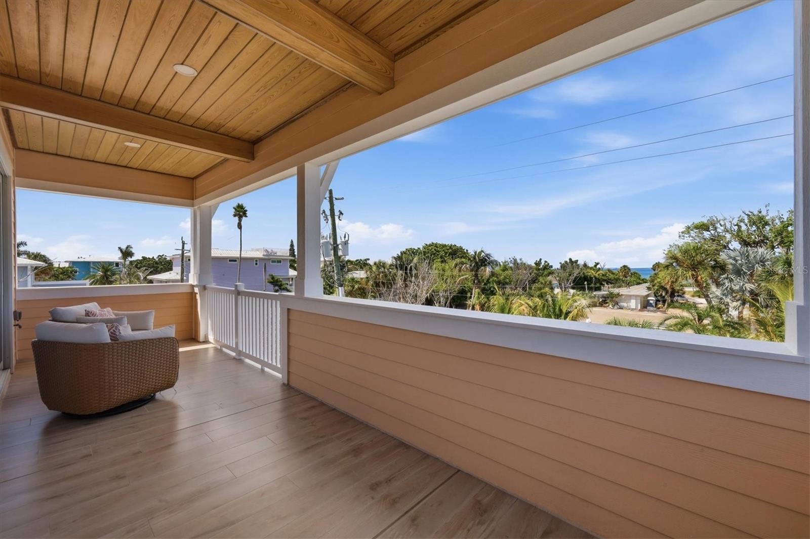 EDGEMERE - Residential Lease
