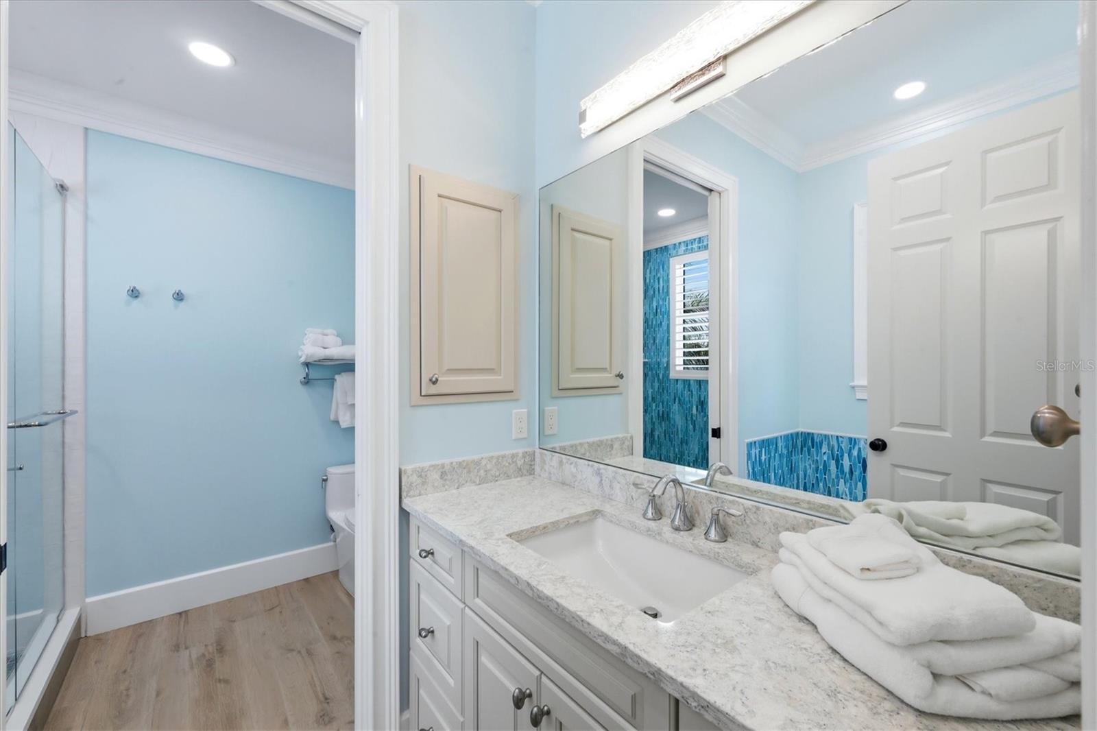 EDGEMERE - Residential Lease