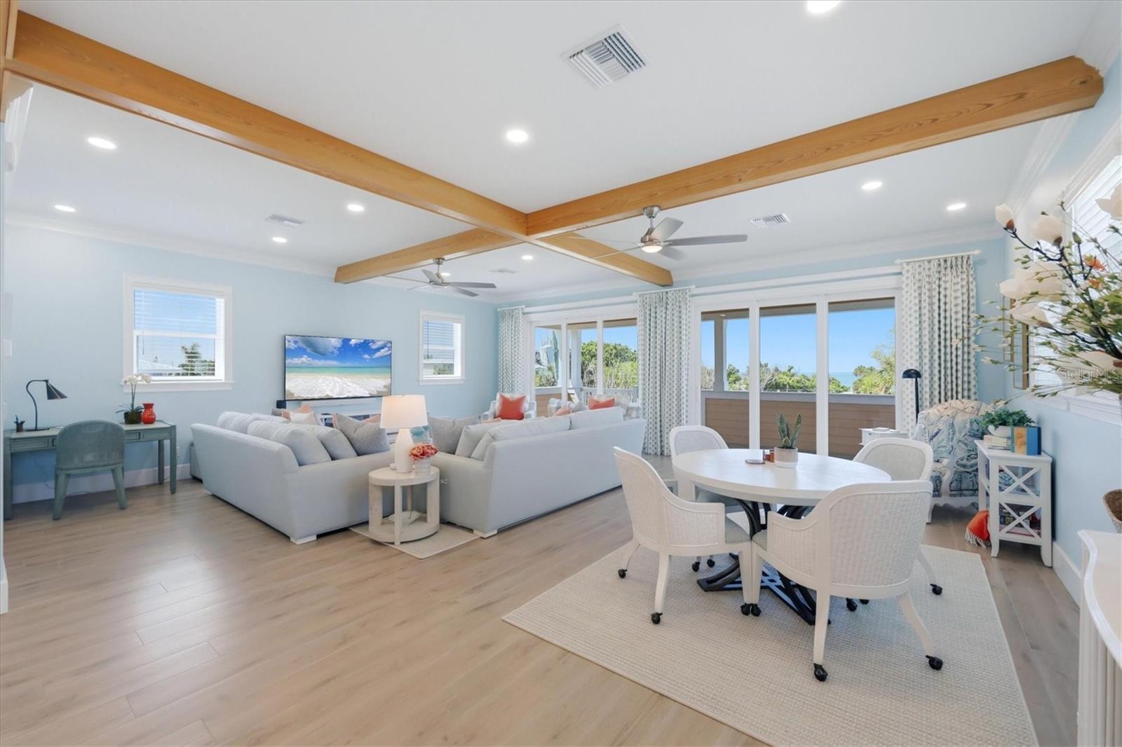 EDGEMERE - Residential Lease