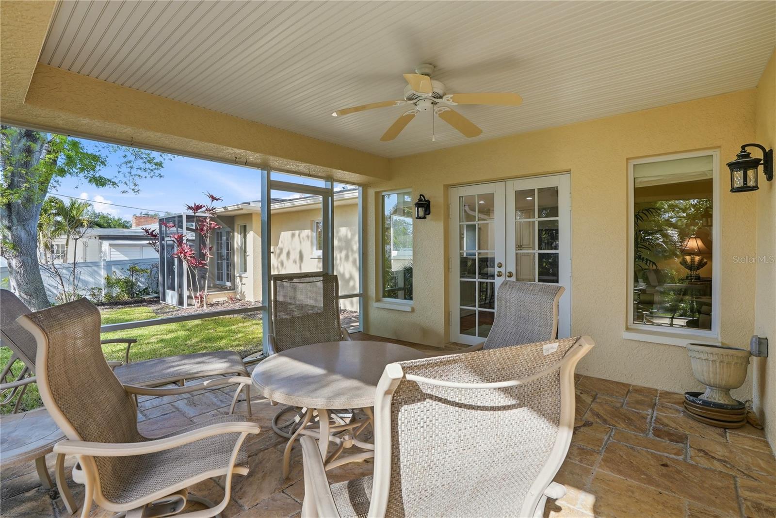 HARBOR HILLS - Residential