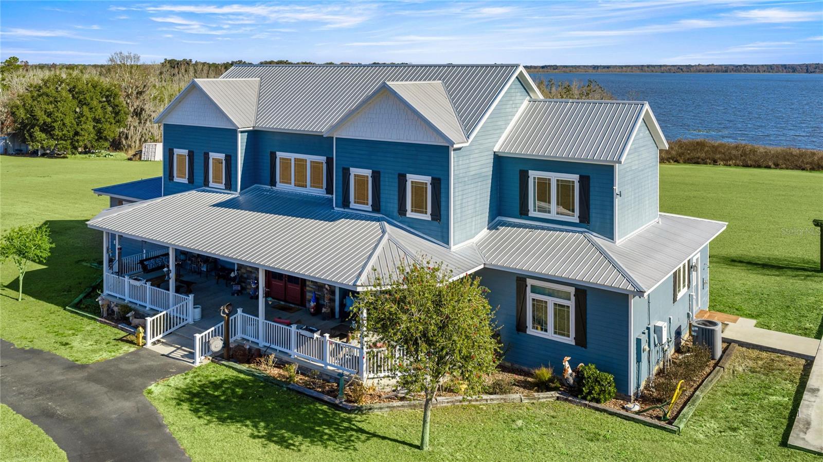 LAKESIDE AT LAKE BRYANT - Residential