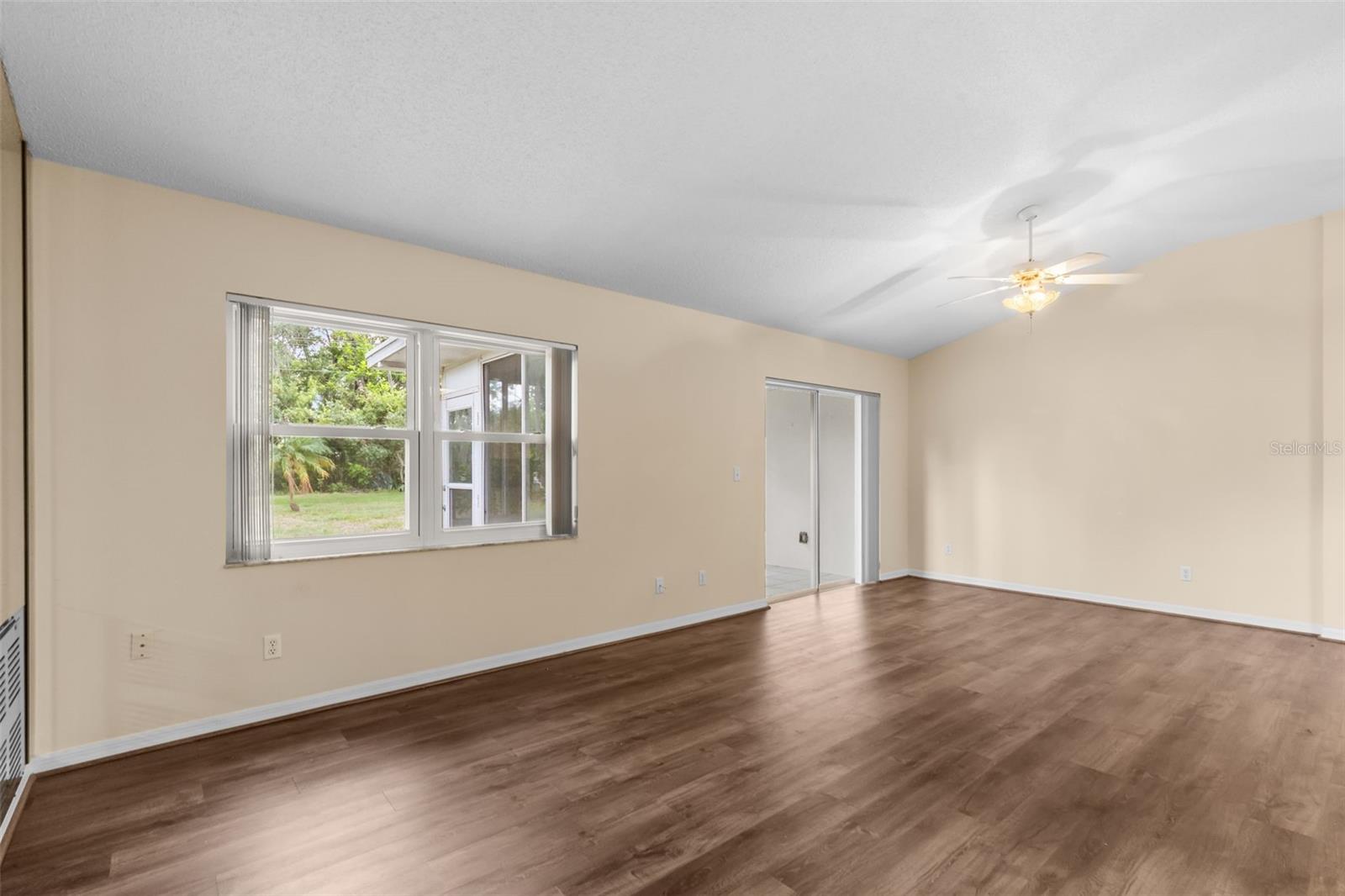 SUN CITY CENTER UNIT 180 - Residential