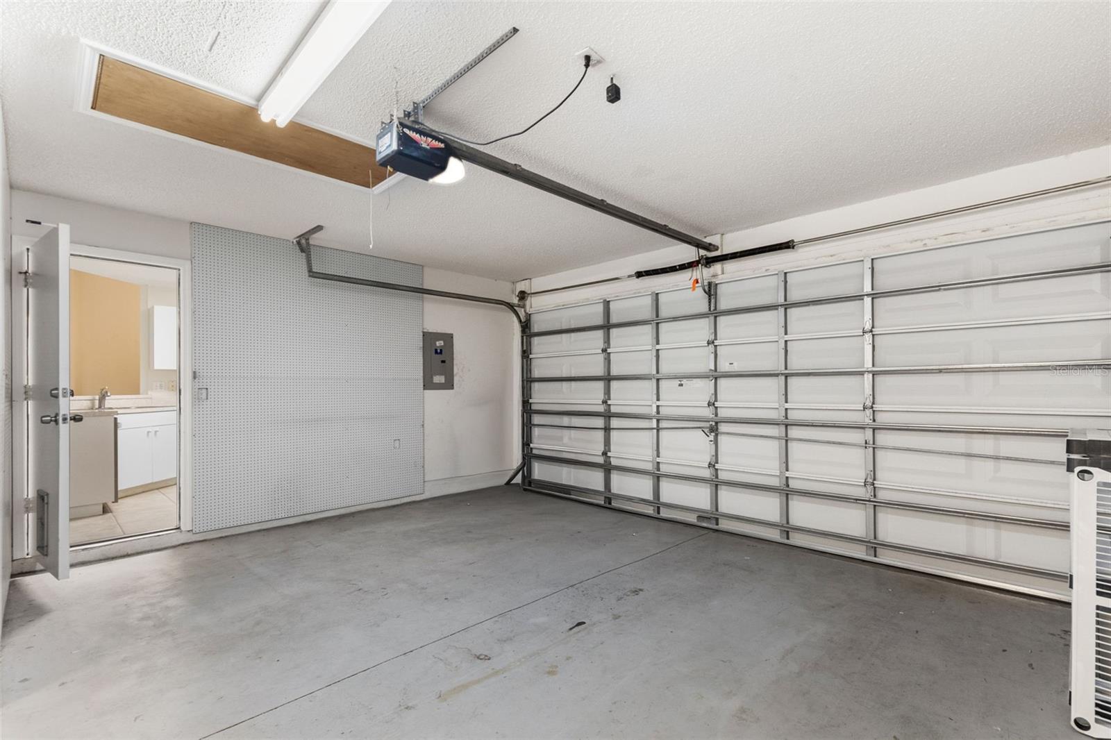 SUN CITY CENTER UNIT 180 - Residential