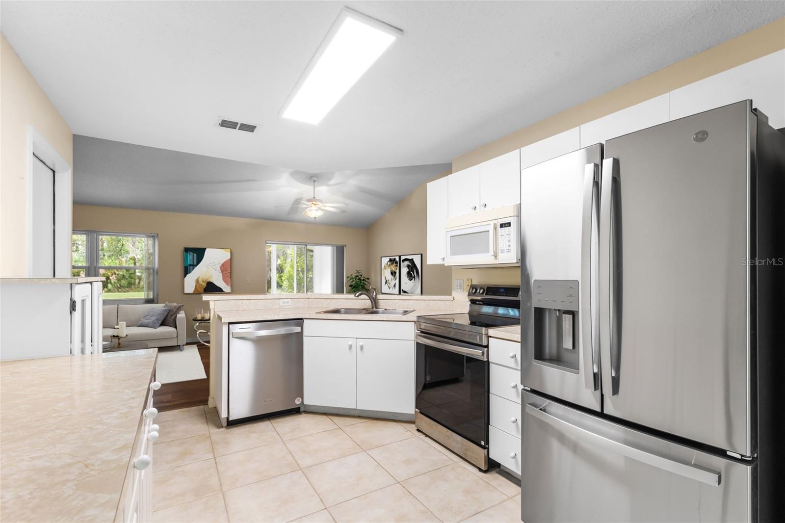 SUN CITY CENTER UNIT 180 - Residential