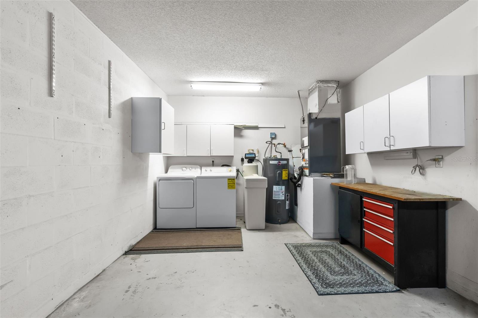 SUN CITY CENTER UNIT 180 - Residential