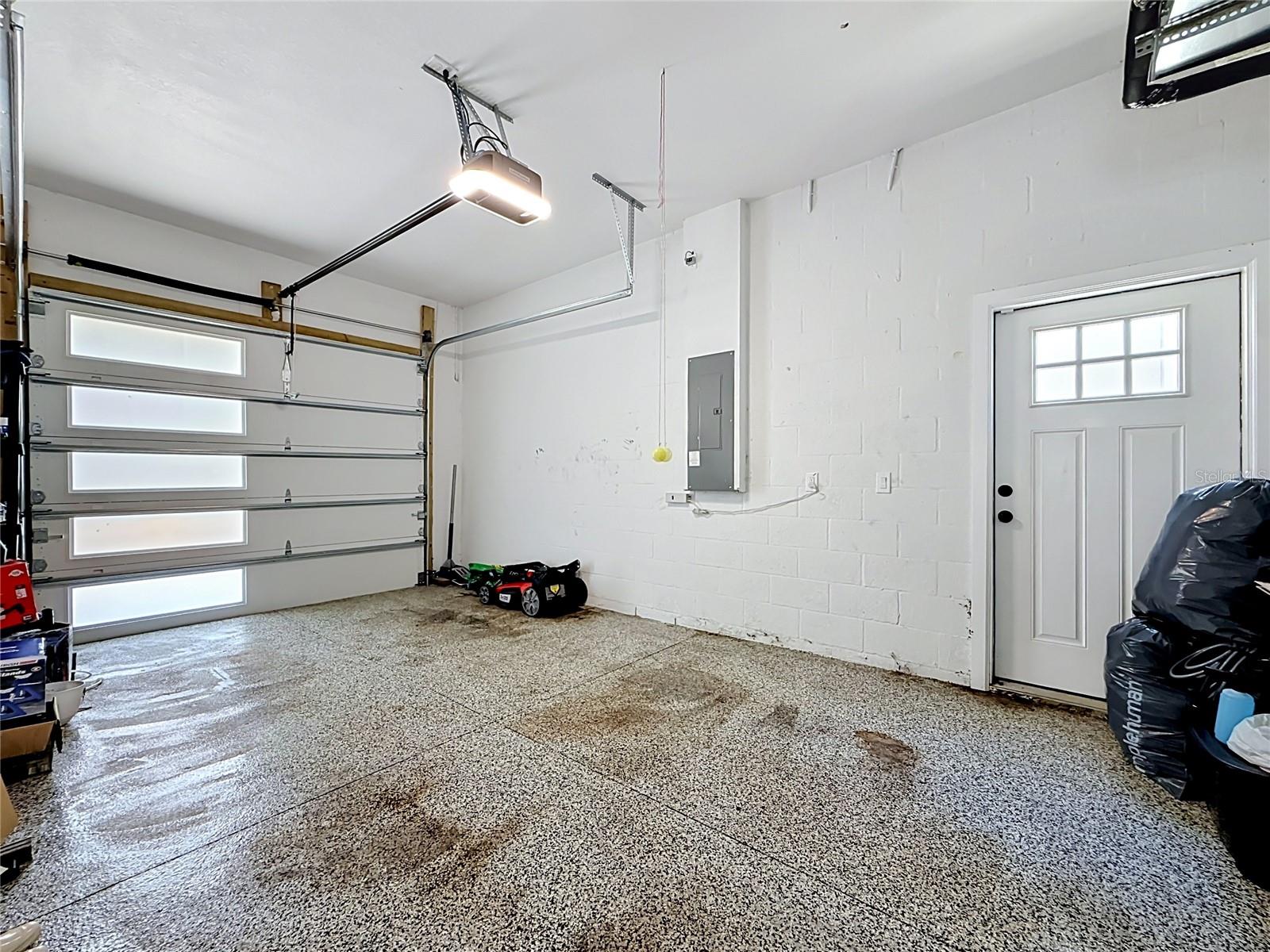 LINCOLN HEIGHTS - Residential