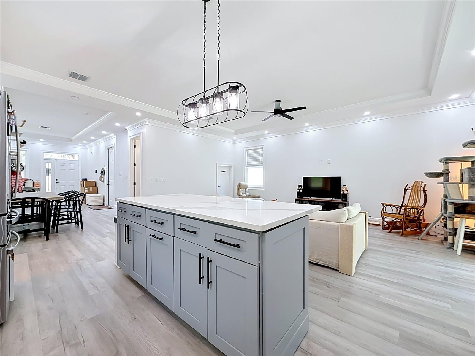 LINCOLN HEIGHTS - Residential