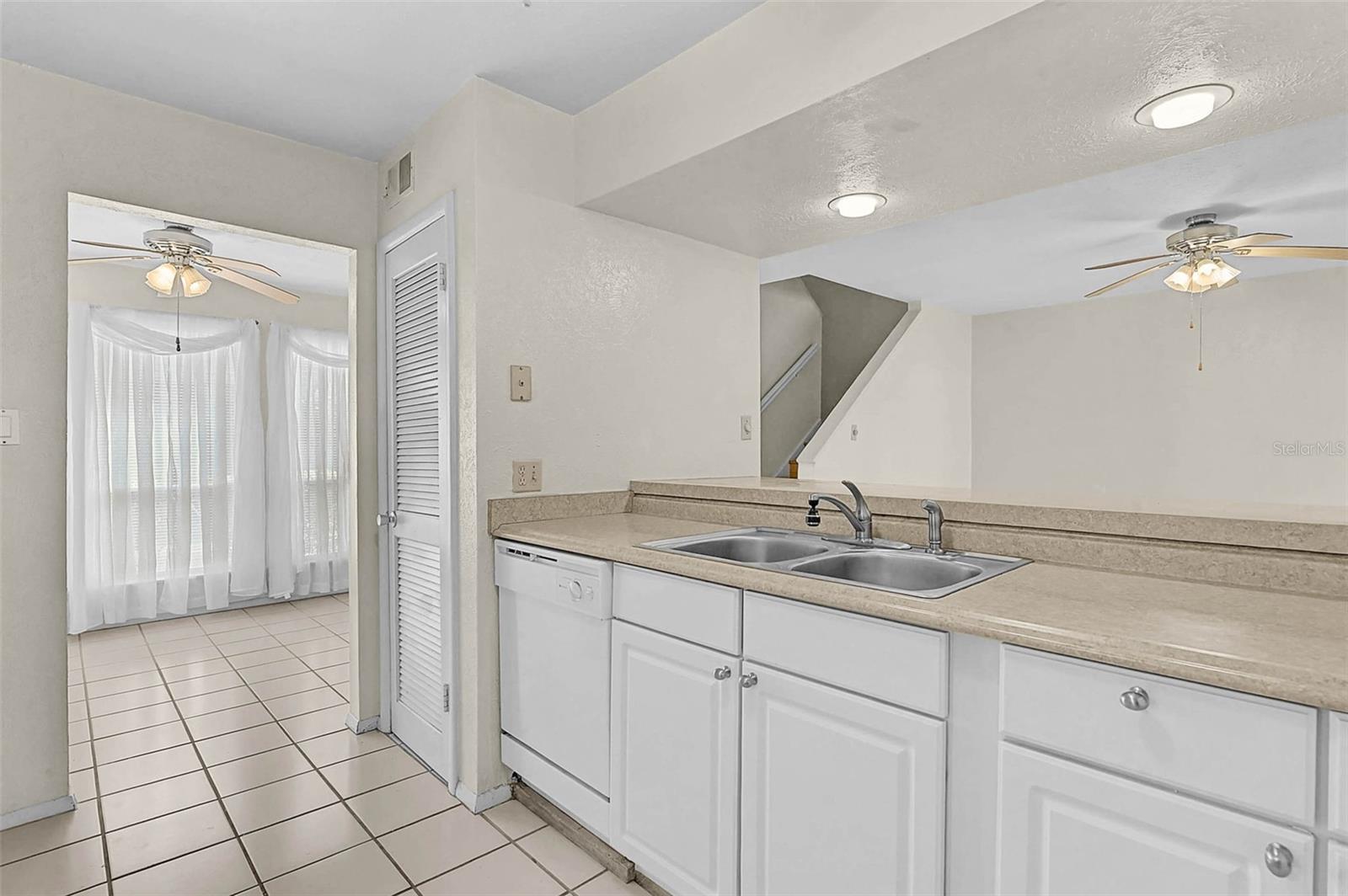 HIDDEN HOLLOW CONDO - Residential