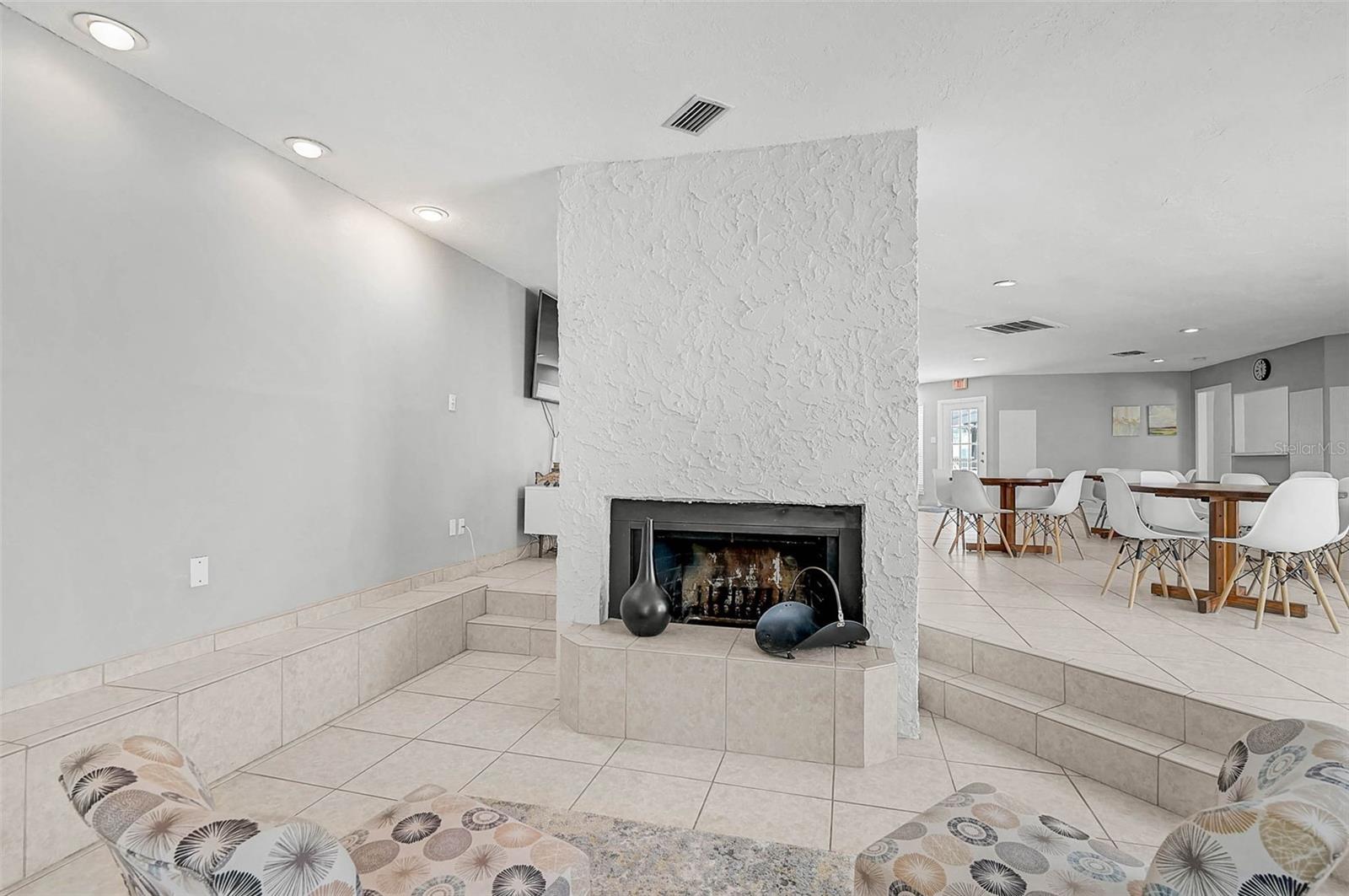 HIDDEN HOLLOW CONDO - Residential