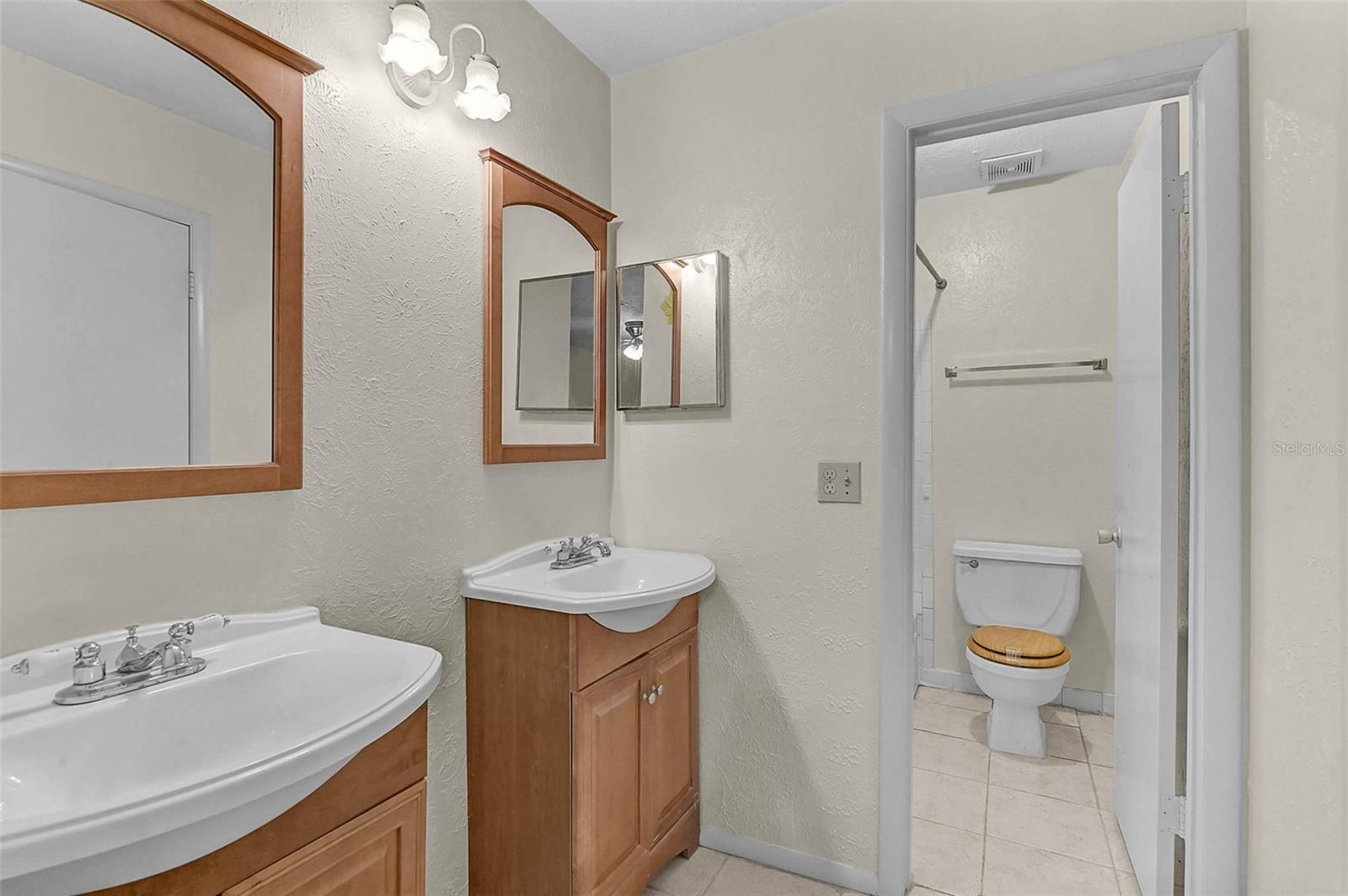 HIDDEN HOLLOW CONDO - Residential