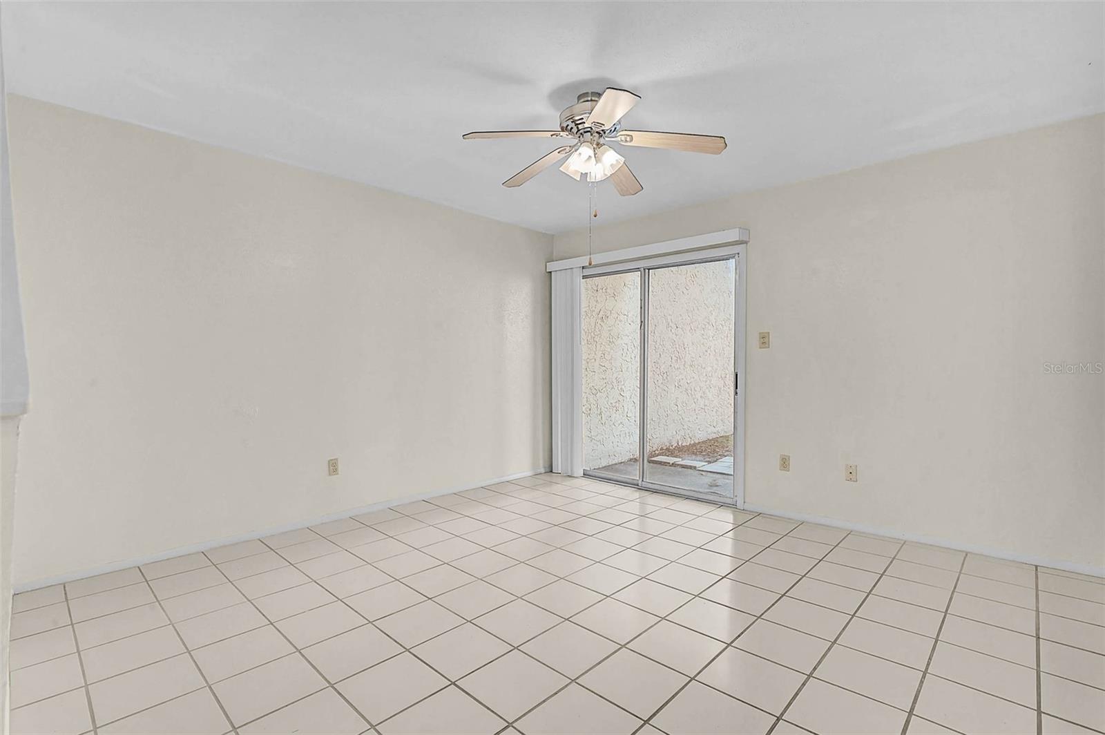 HIDDEN HOLLOW CONDO - Residential