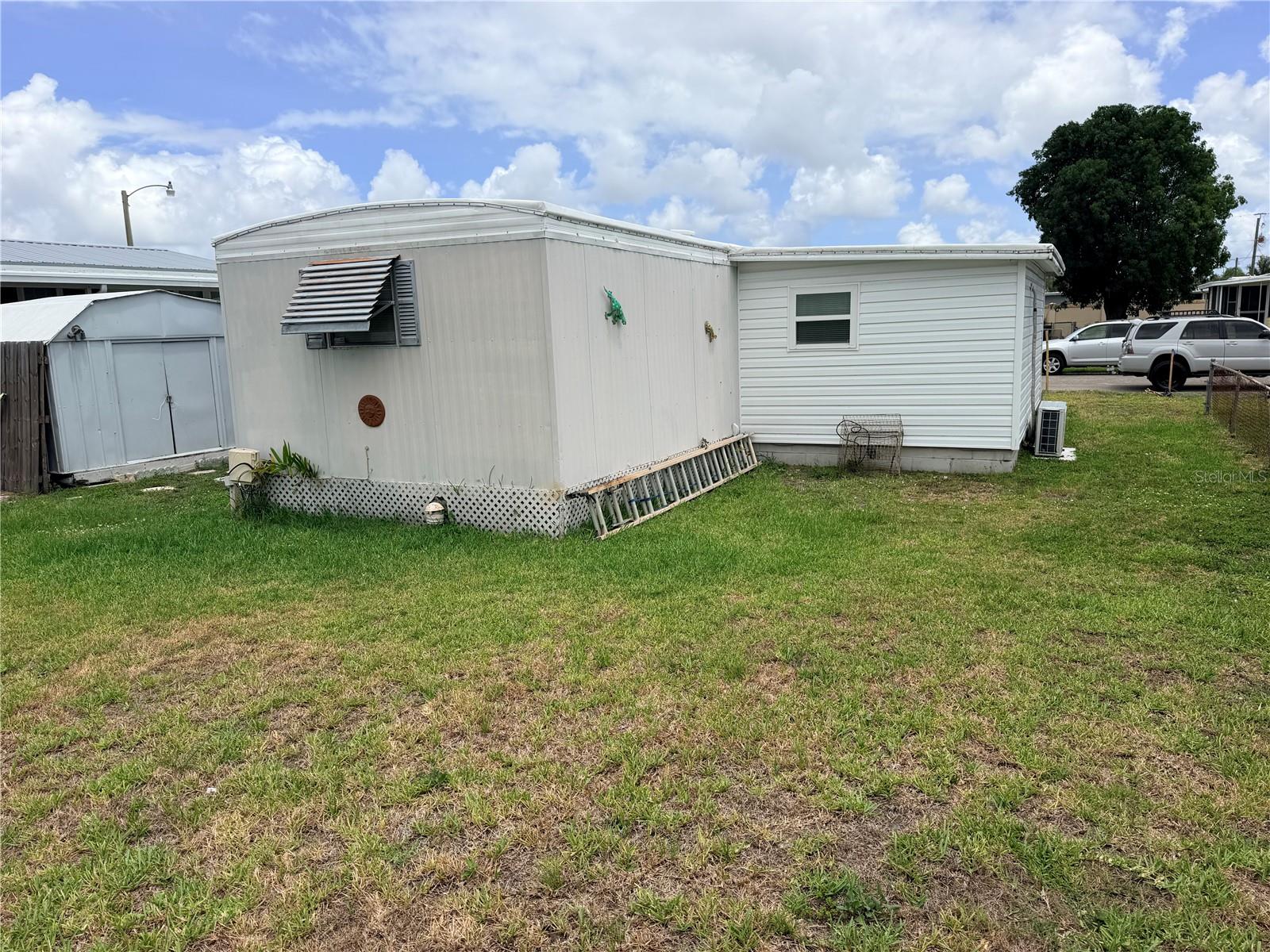 CASA LOMA MOBILEHOME - Residential