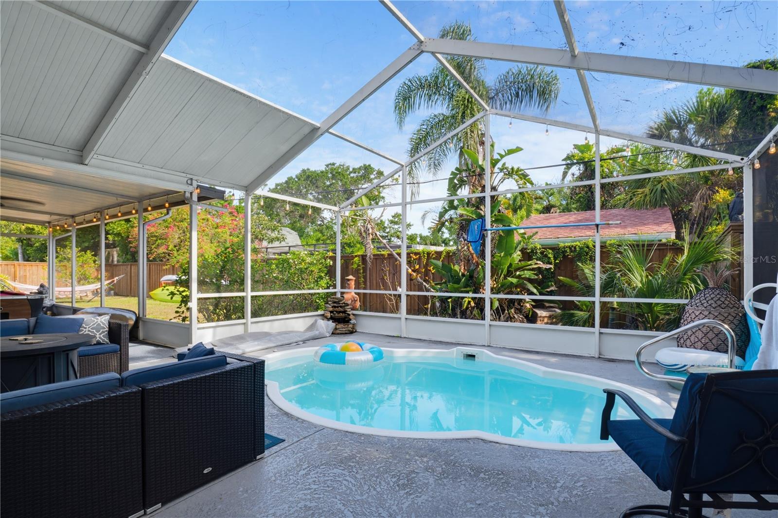 SARASOTA HIGHLANDS - Residential