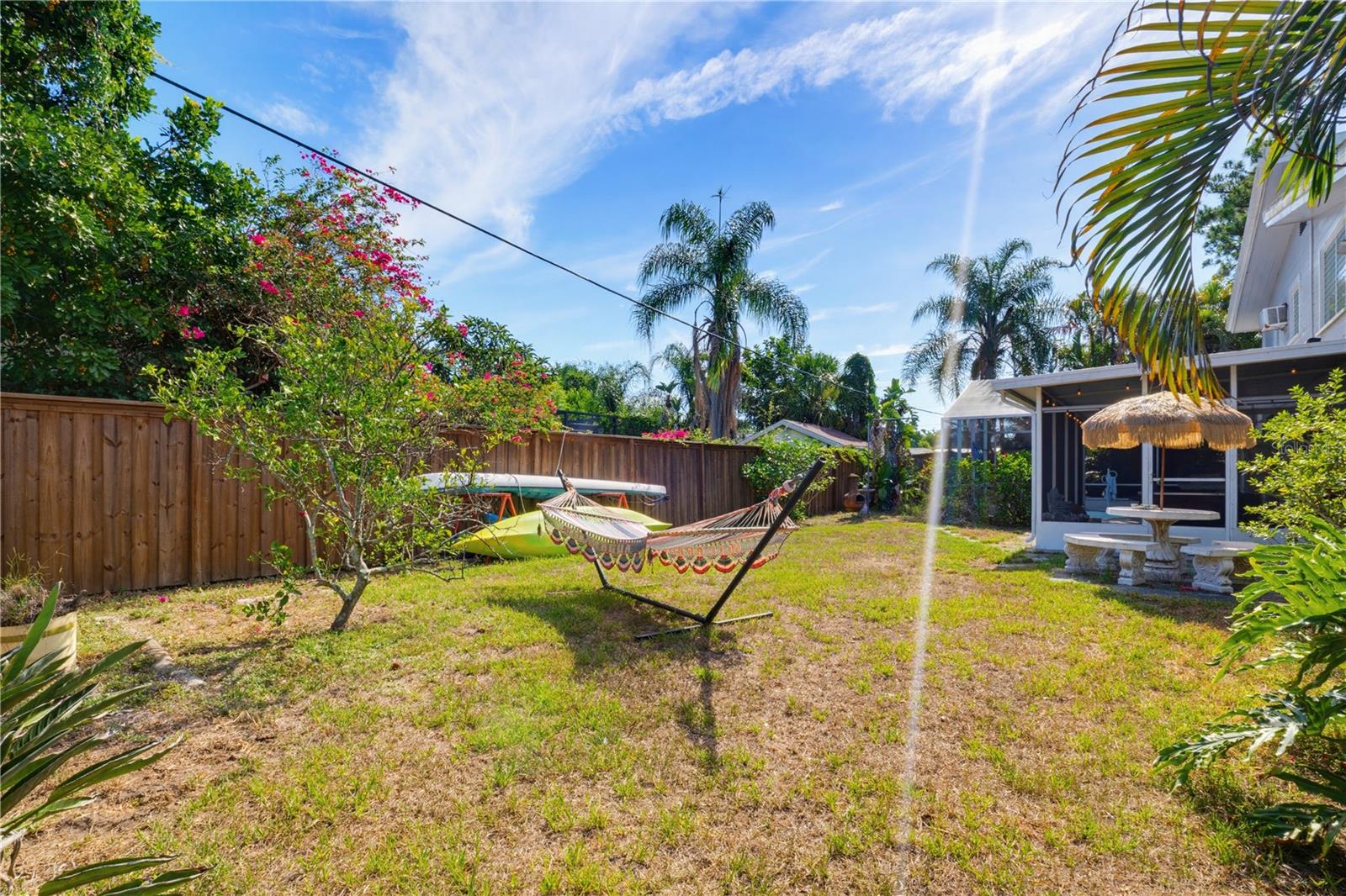 SARASOTA HIGHLANDS - Residential